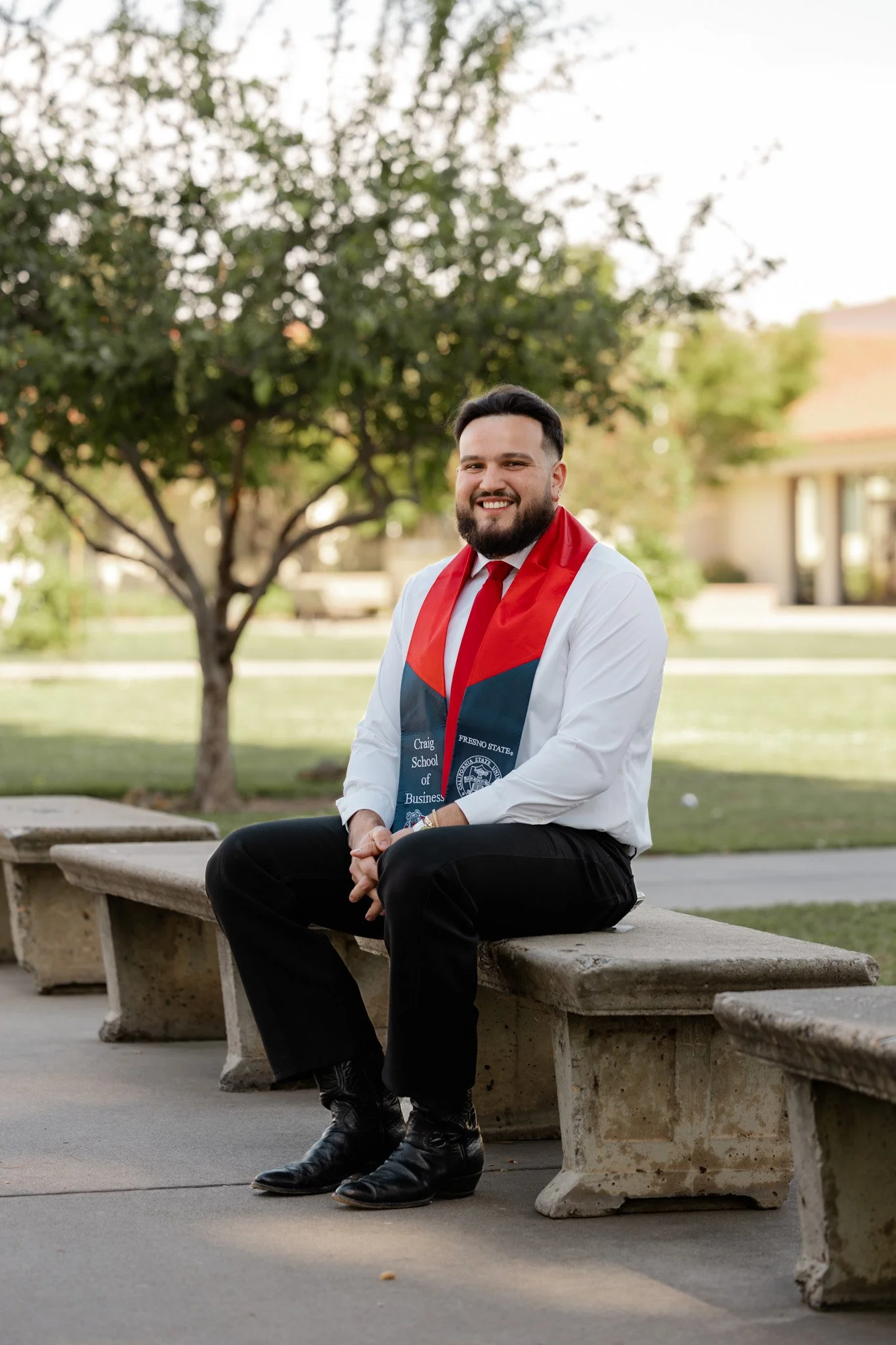 Junya_Grad_04.jpg