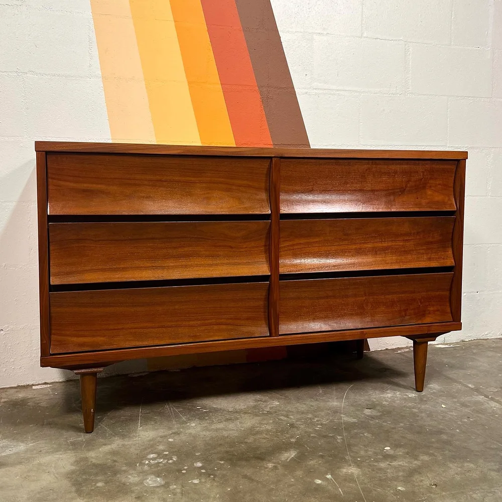 Johnson Carper "Brentwood" Double Dresser  ORL Vintage