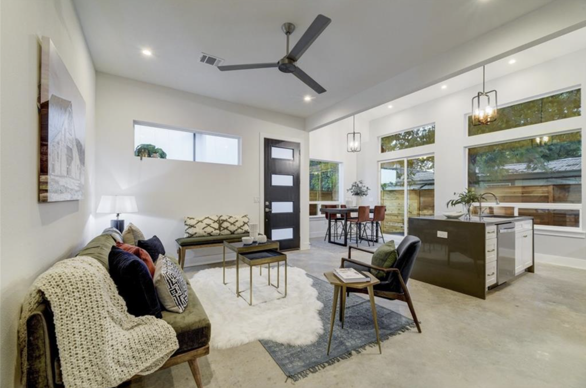Interior living / kitchen / dining