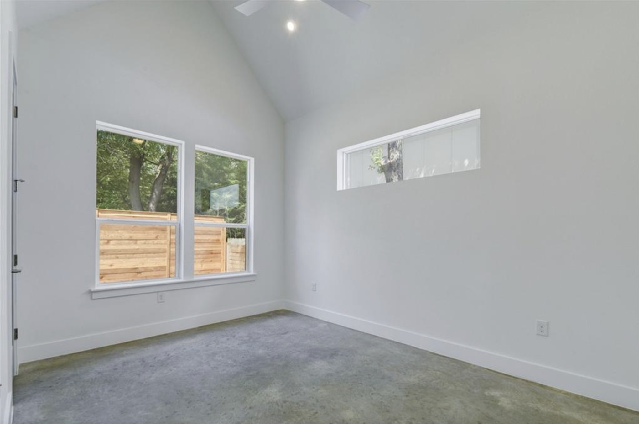 Guest room or office