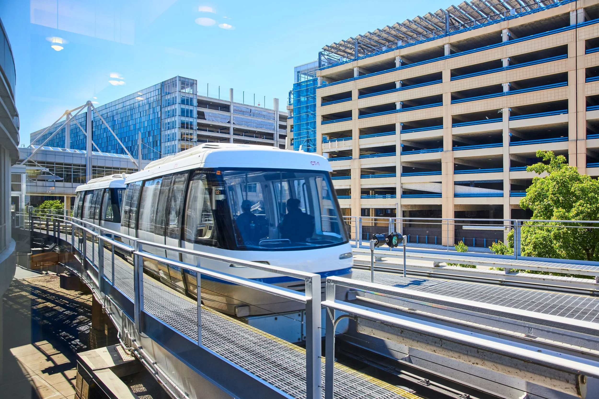 Why Airport Parking Can Make or Break the Traveler Experience