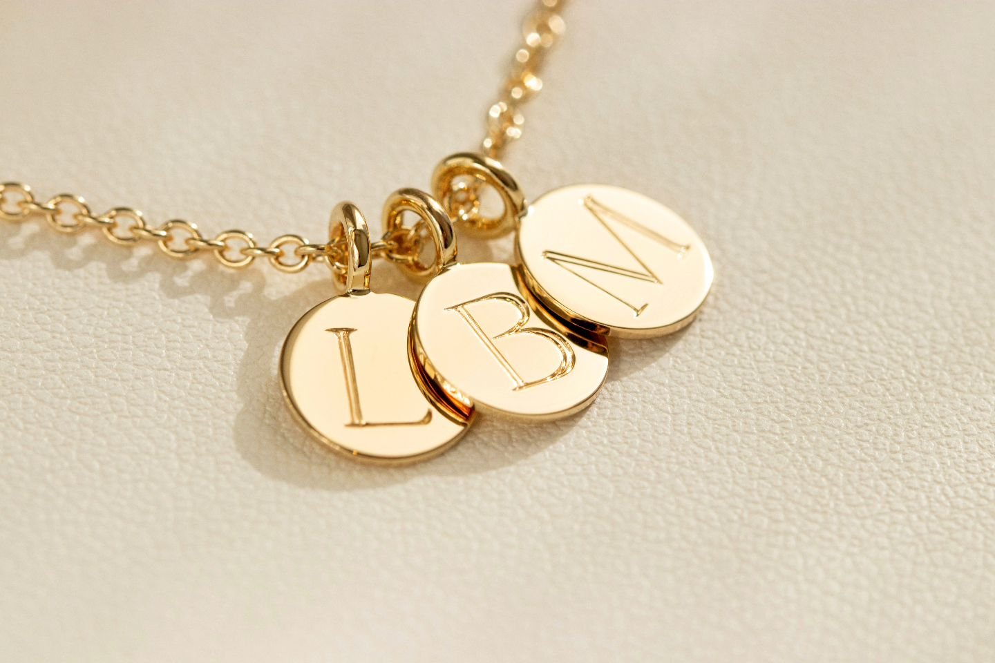 Jewellery has a beautiful way of holding special sentiment and connection. The creation of a heirloom pendant can be worn forever and kept close to the heart. Here we have a bespoke pendant design in yellow gold that has been lovingly hand-engraved b