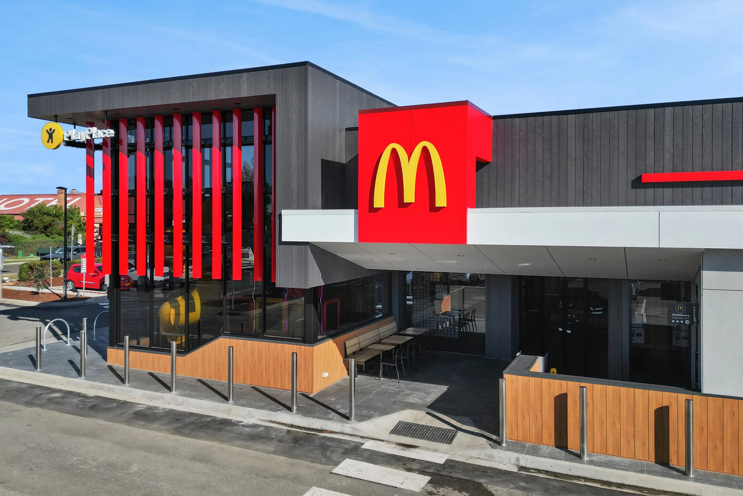 South Tamworth McDonalds (9).jpg