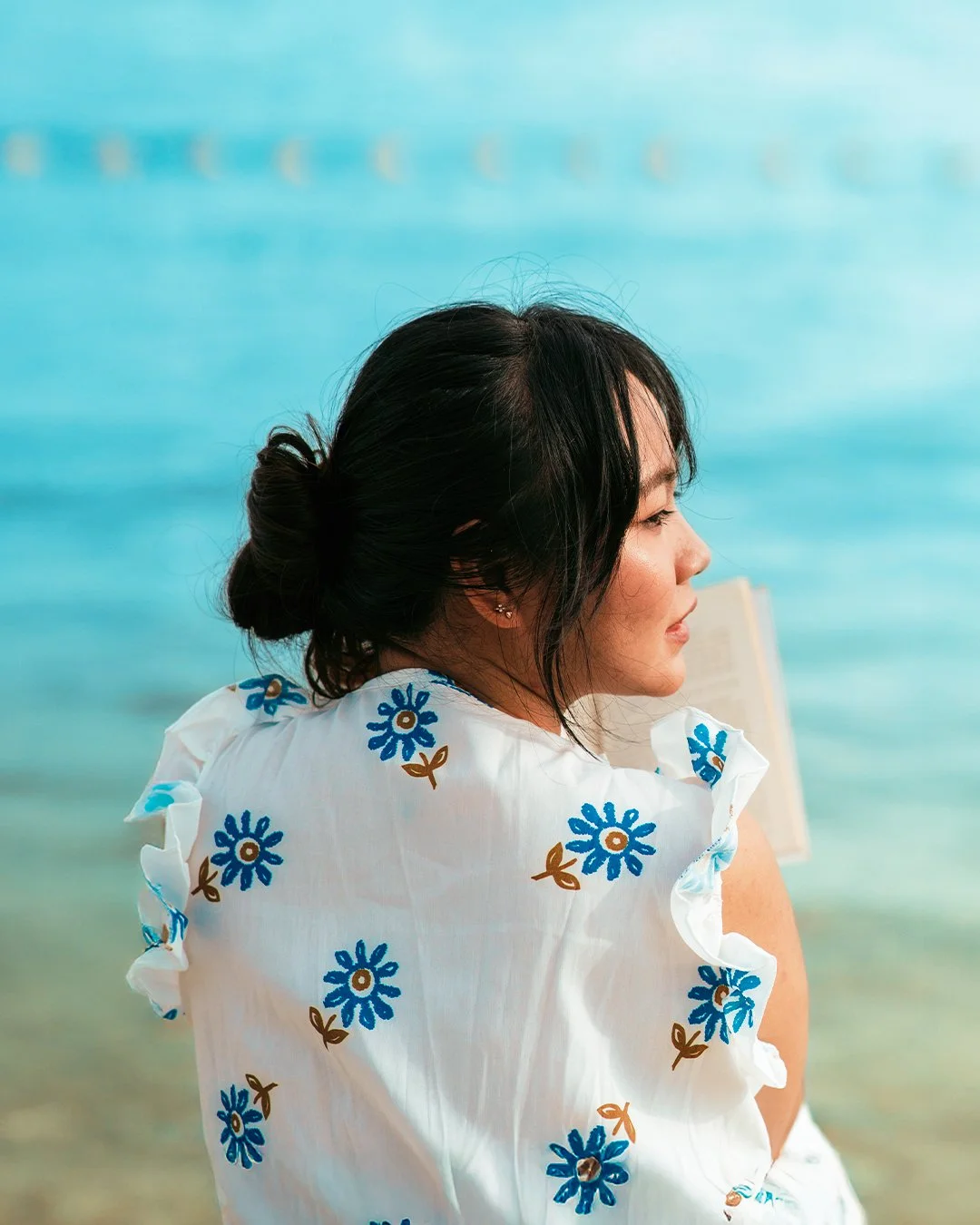 Welcome the new year with quiet rituals.

Let the sand guide your steps on a slow morning walk, feel the gentle breeze, and savor a moment to simply breathe. At Sabangan, every pause is a beginning and a chance to start the year with calm, reflection