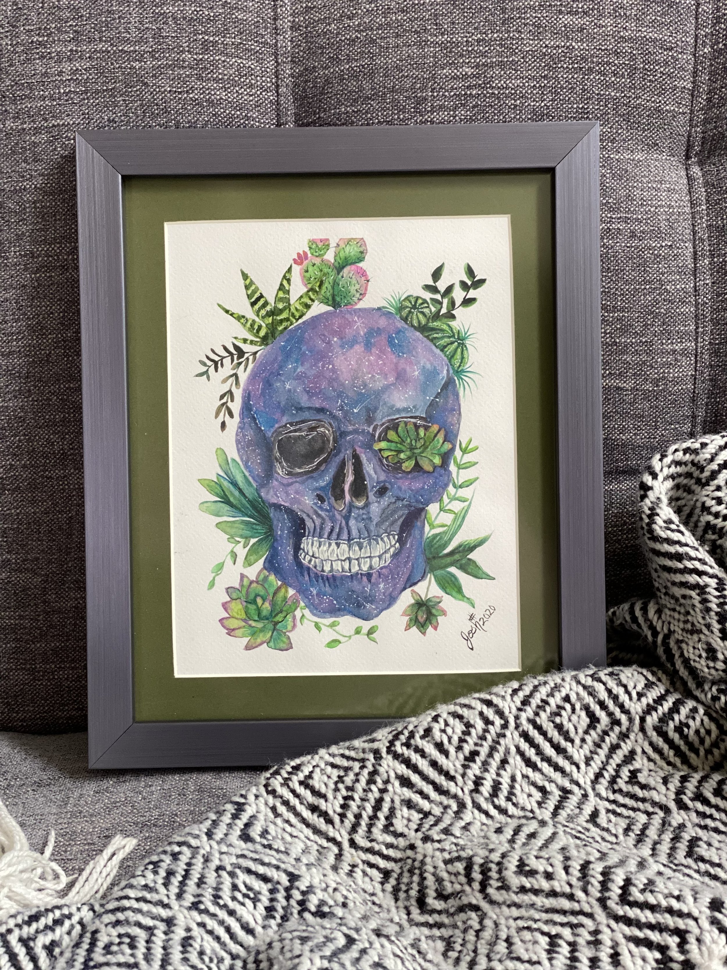 Calavera en el jardín