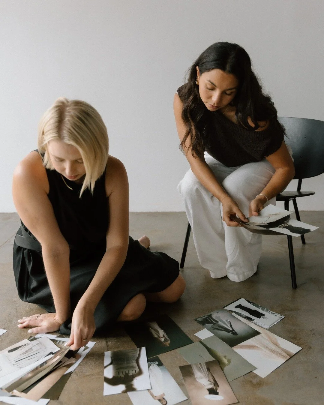 Before the content goes live, before the campaign launches, before the brand shows up online - this is where it starts. Printed references. Visual storytelling. Collaborative thinking.

These moments of planning and alignment are what shape everythin