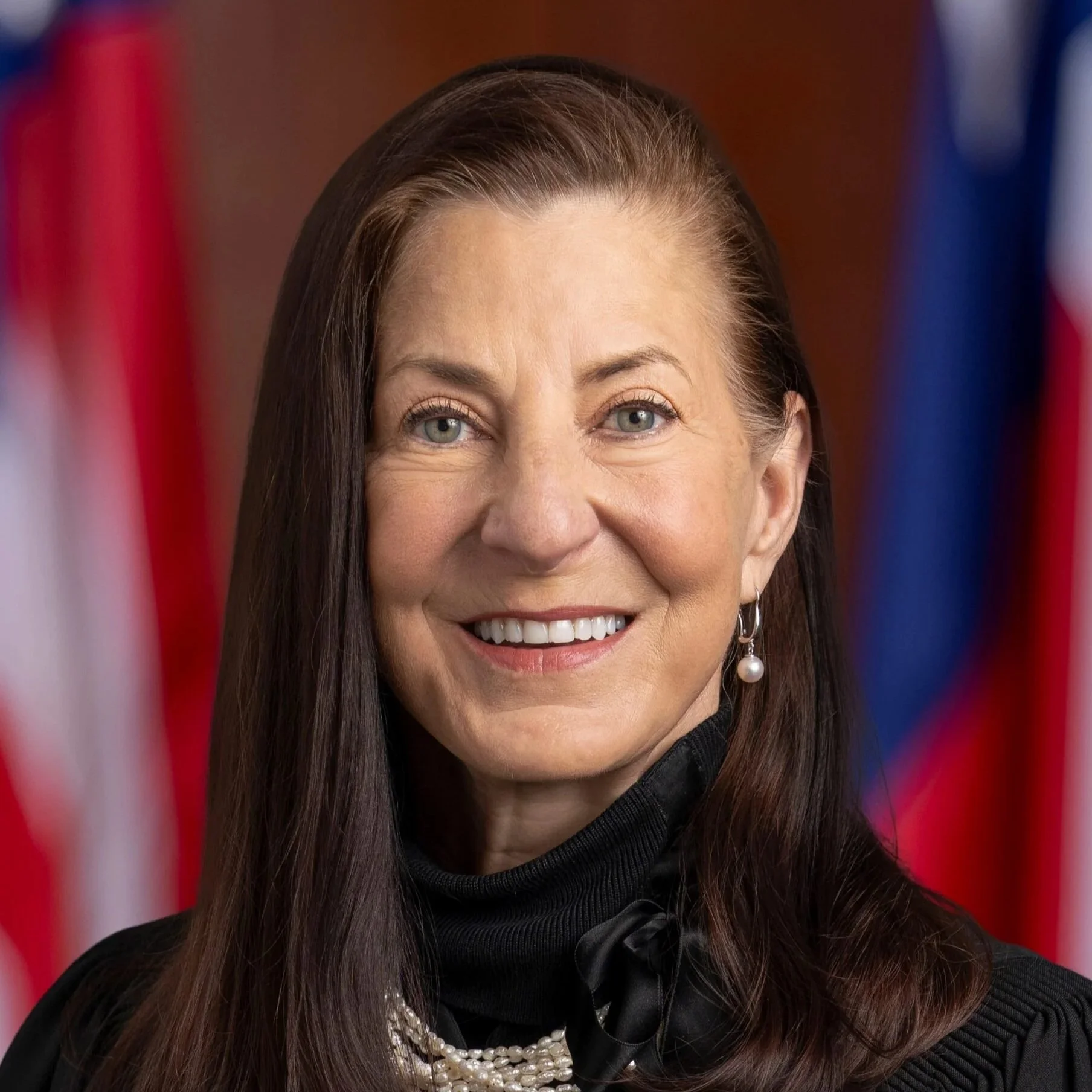 Darlene Byrne - Chief Justice, 3rd Court of Appeals (i)