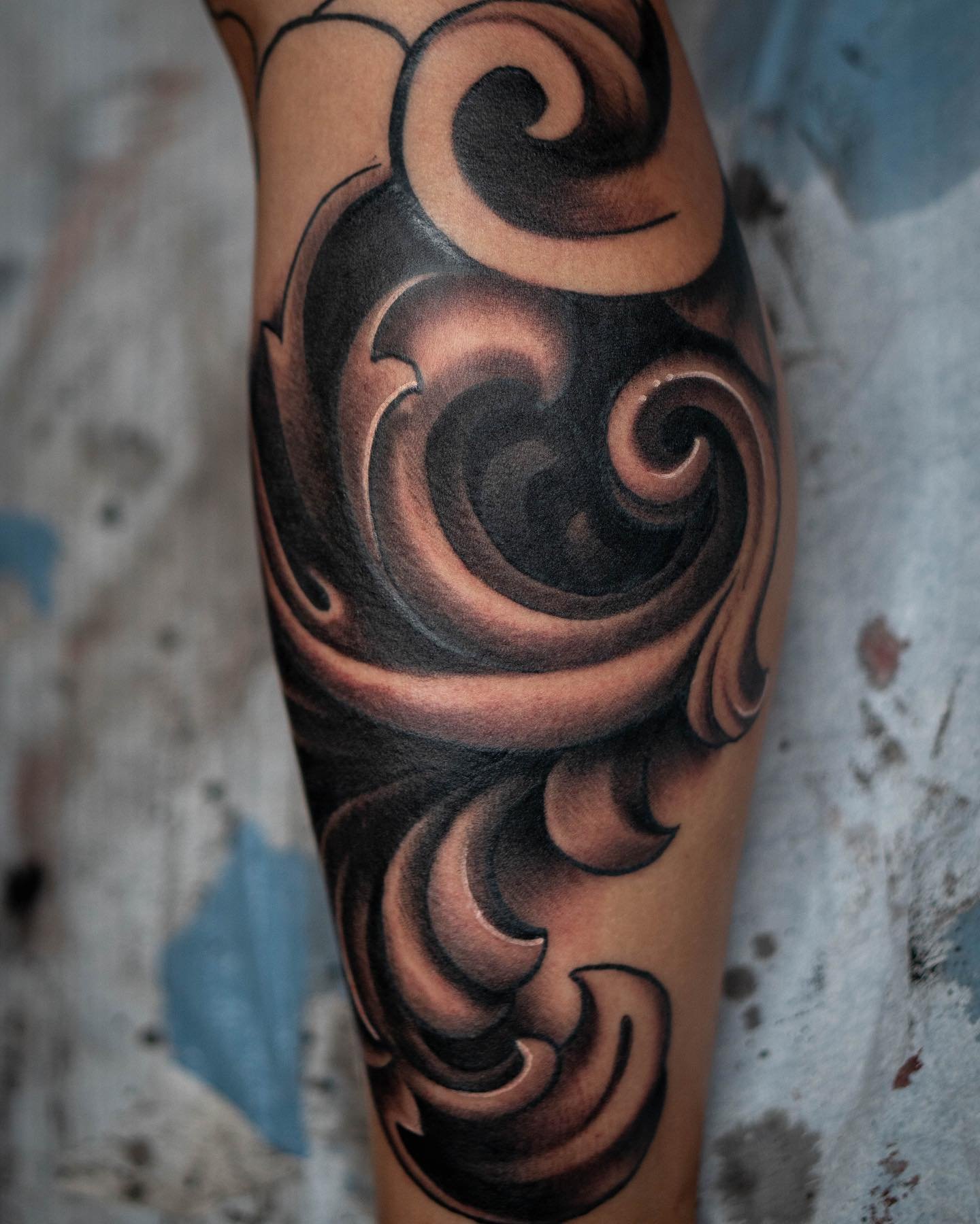 Got a great start on @linsey_wegener_vega massive leg piece. Thanks for sitting like an absolute SAVAGE. 
#bcollinstattoo #shagbuilt #dynamicblack #tattoosnob #lastingdosetattoo