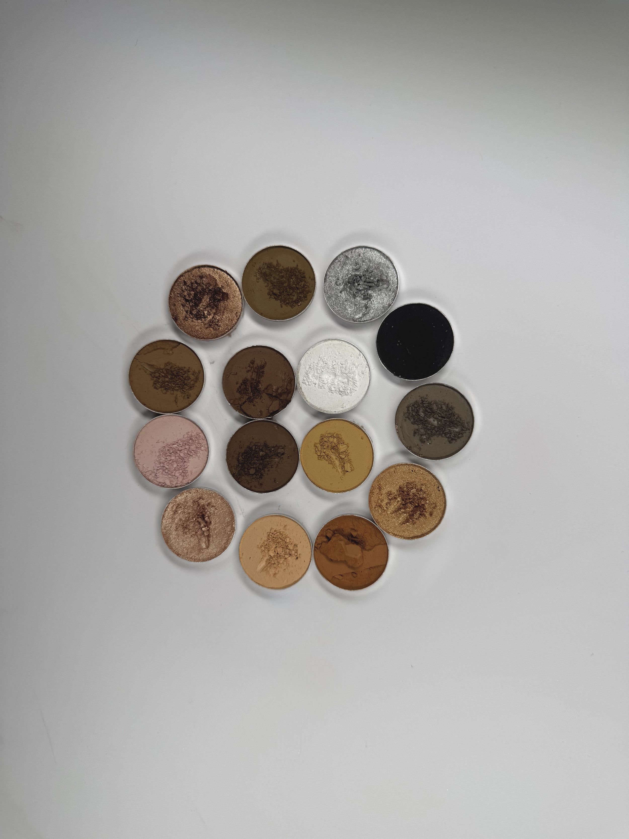 Facetune_09-11-2024-16-50-39.jpeg
