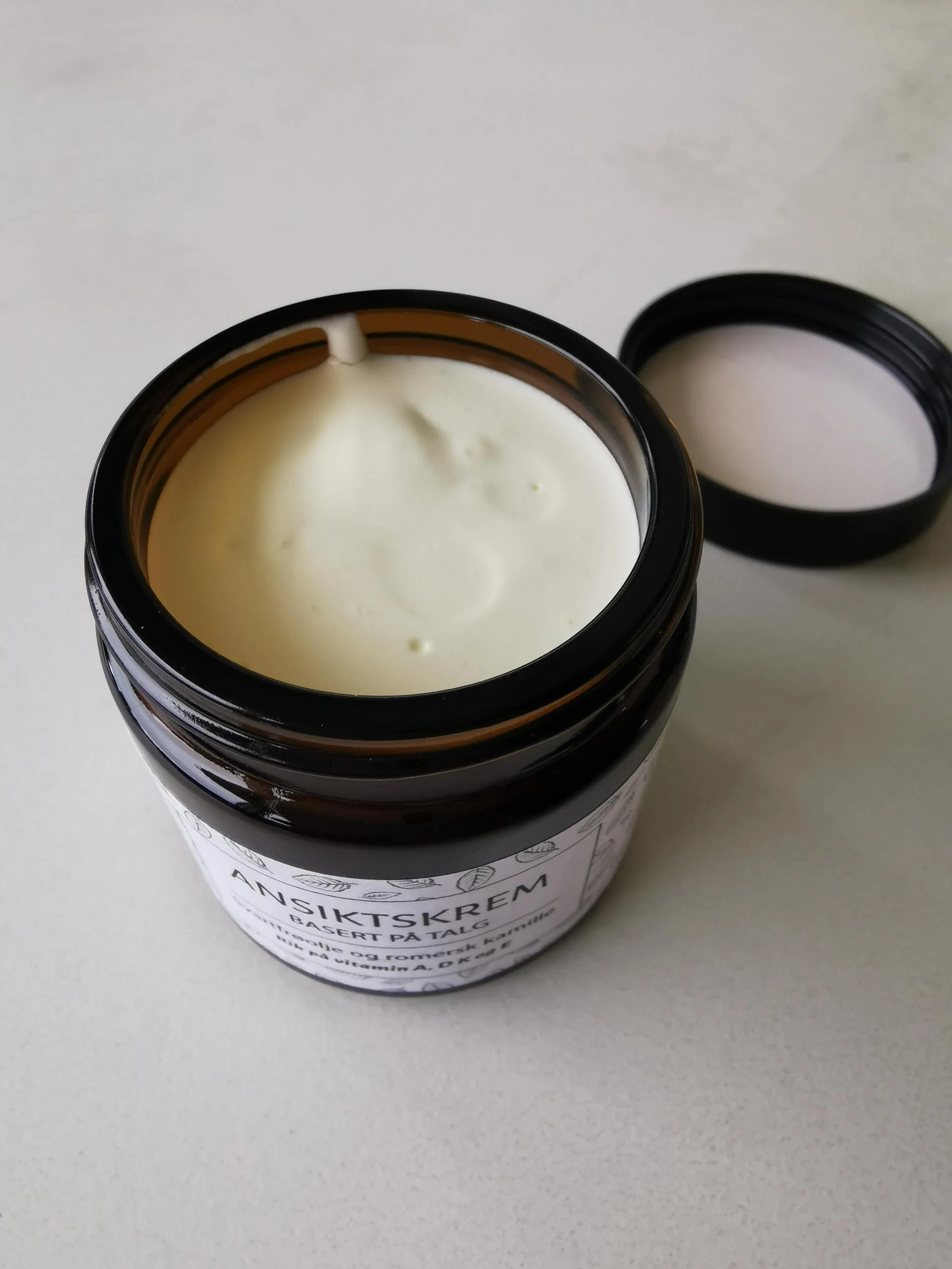 ansiktskrem 60 ML.jpg