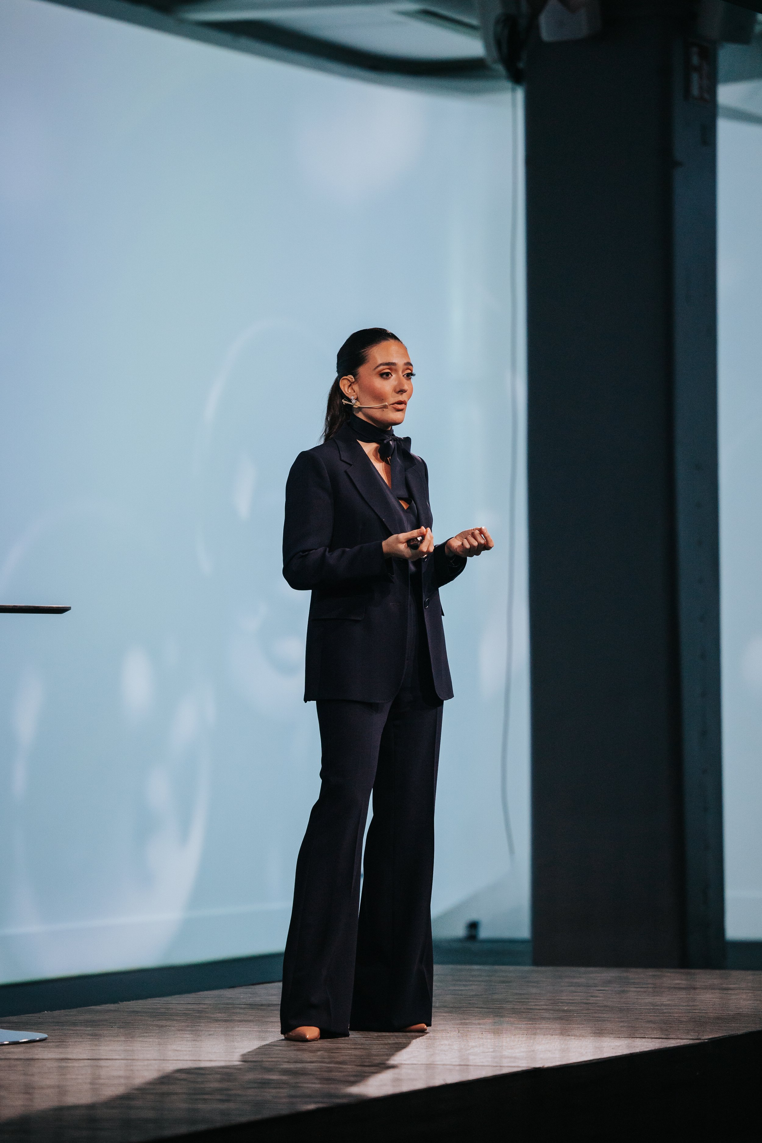 Inma Juläine photo 5.jpg