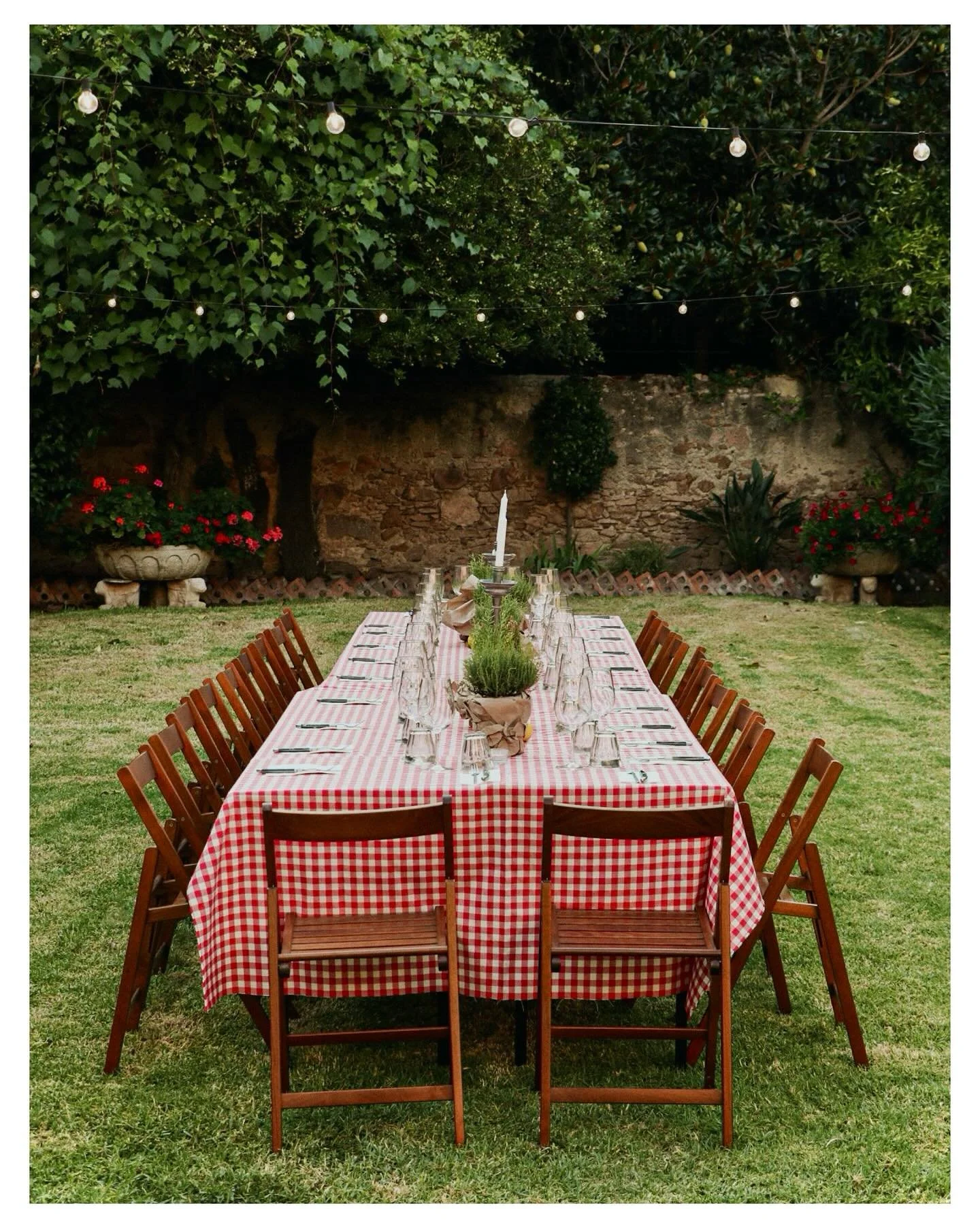 Our second edition of Summer Night by ANNNA at Casa Trachsler was truly magical! 
An Italian night to remember &mdash; filled with incredible food, heartfelt conversations, and unforgettable moments under the stars. Grazie to everyone who joined us a