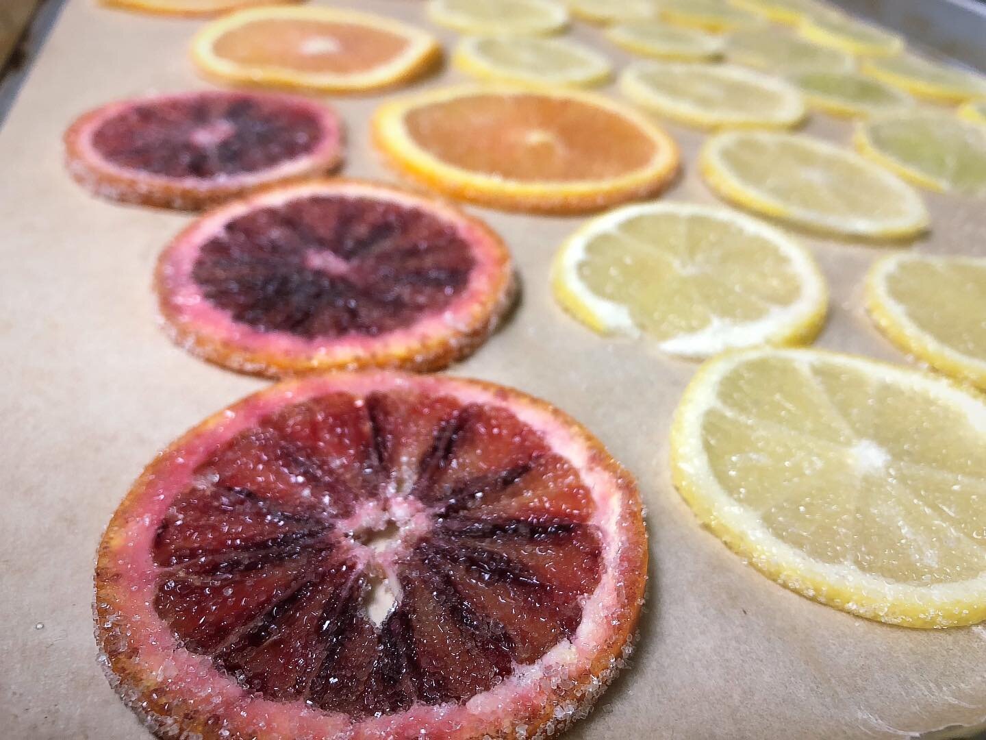 Candied citrus in the works.
 

#citrus #candied #bloodorange #lemon #cutie #momchef #privatechef #bakerlife