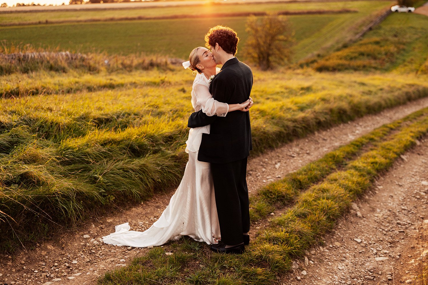 cripps-stone-barn-wedding-photography-25.jpg