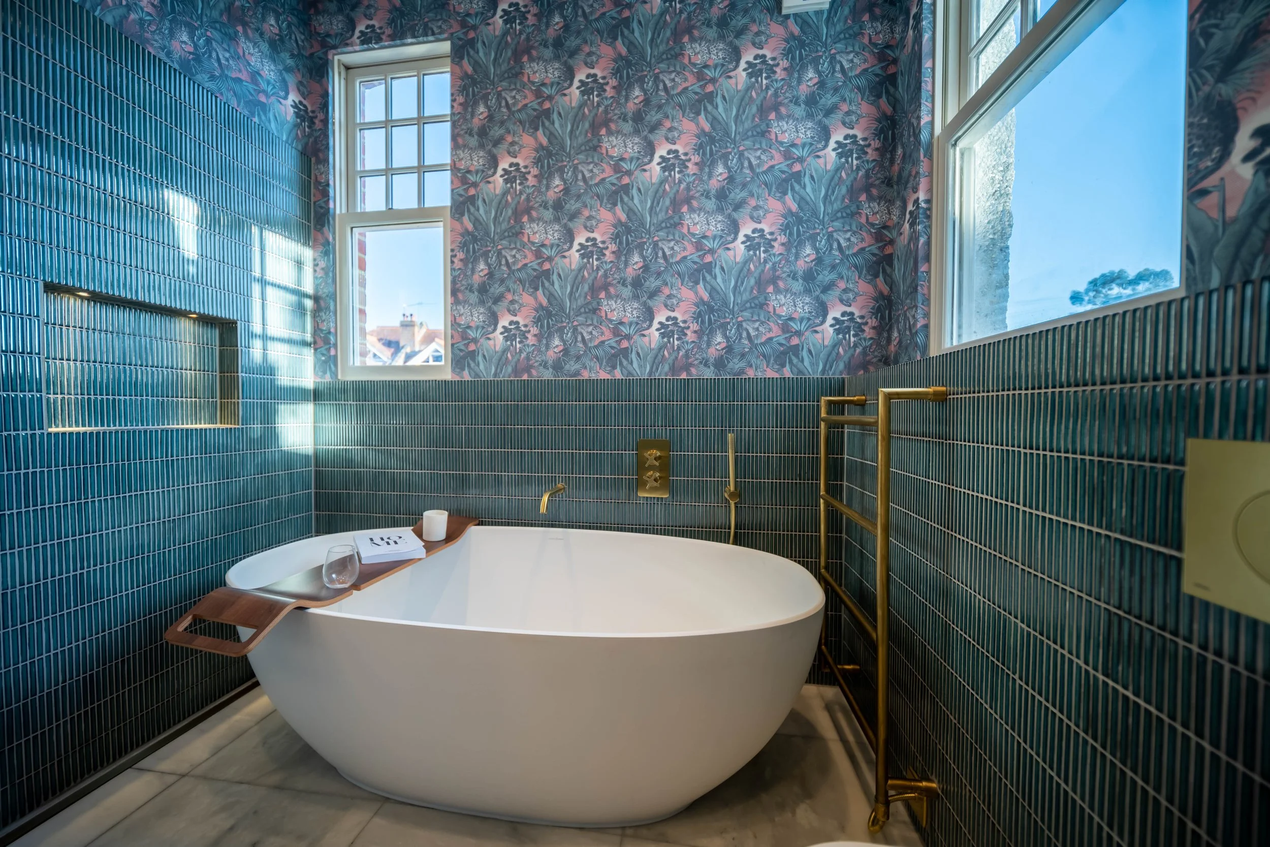 Cranley Gardens, Family Bathroom - N10