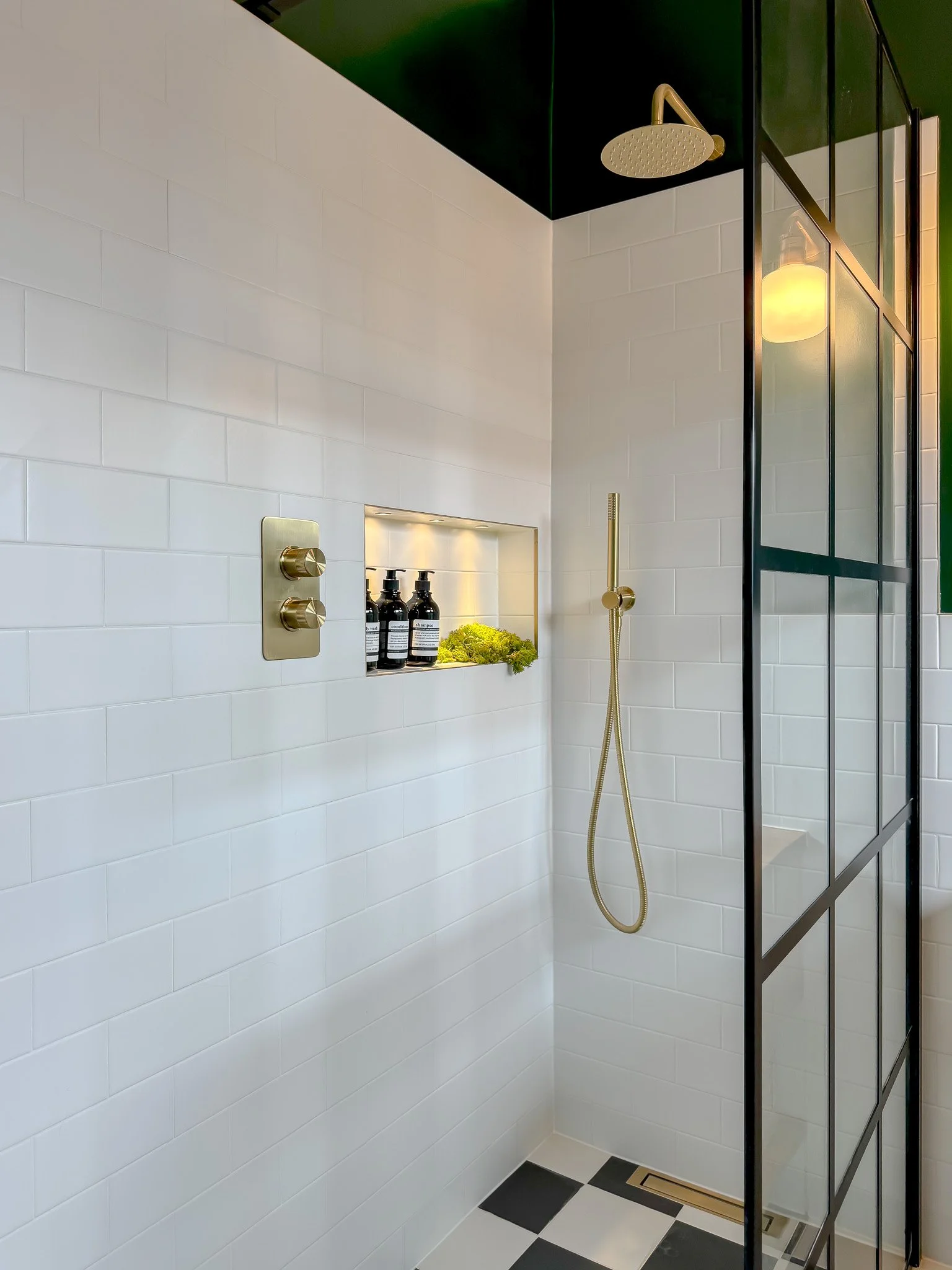 A Critall Style Shower 