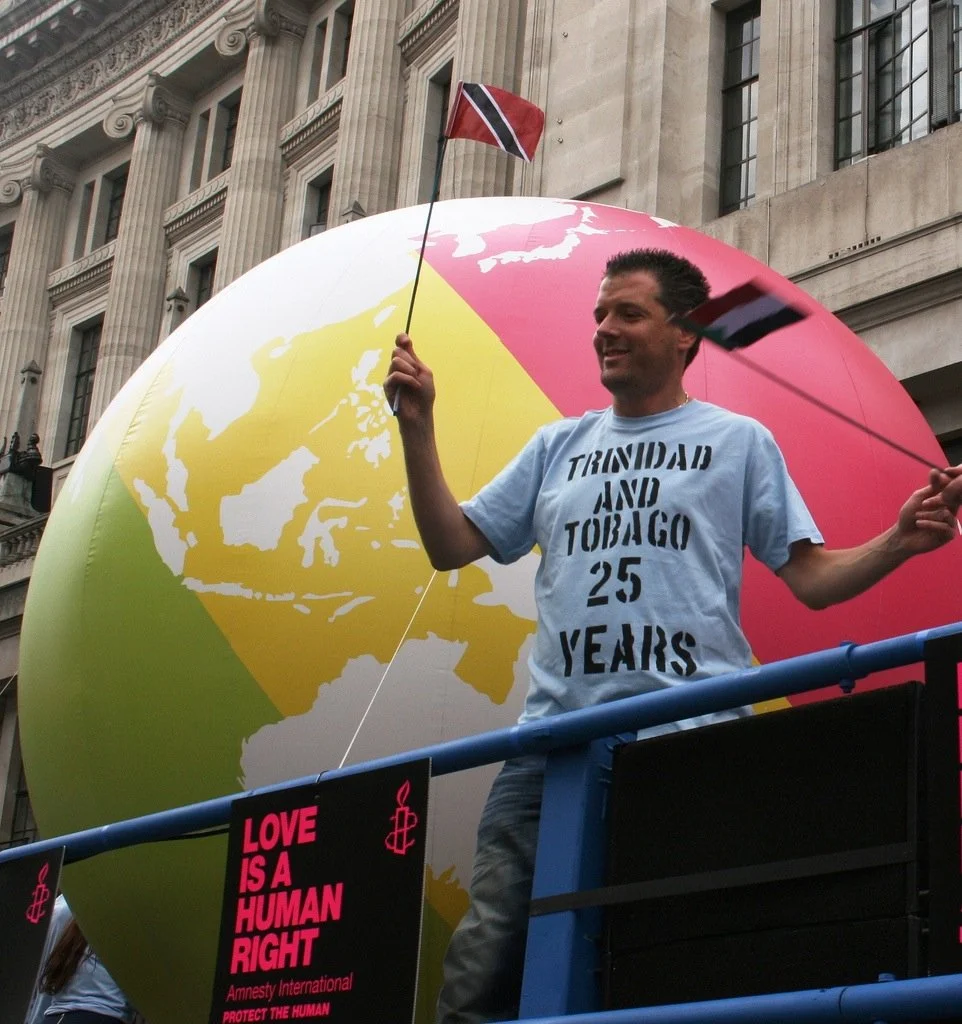 Custom-Parade-Inflatables-Amnesty-Sphere-Parades-and-Floats.jpg