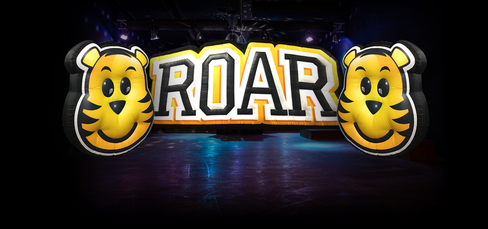 1.5m 'Roary' the Lion Emblem and 3M Roar Logo Inflatables