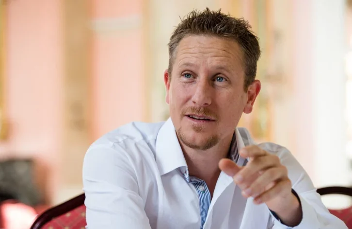 What founders know that corporate leaders forget…
