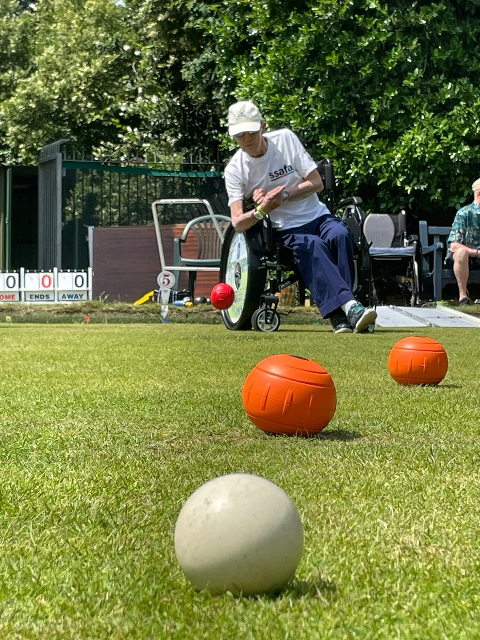 Wheelchair bowls at Victoria Park Bowls Club