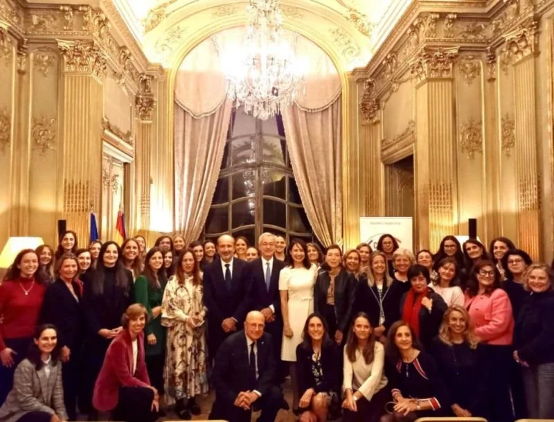 Encuentro excepcional del Club de Ejecutivas en París con Jean-Pierre Clamadieu, reconocido líder industrial en Francia, Bélgica y Brasil