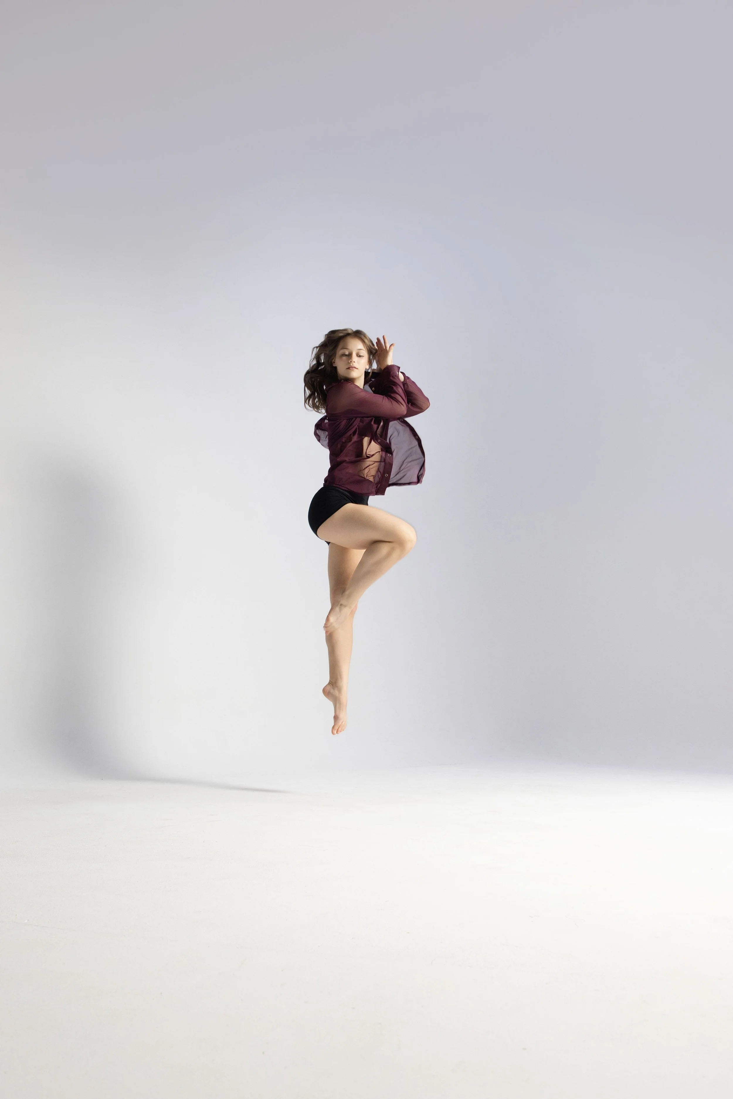 lyrical-dancer-expressive-pose-dramatic-lighting-fine-art-portrait-beauclair.jpg