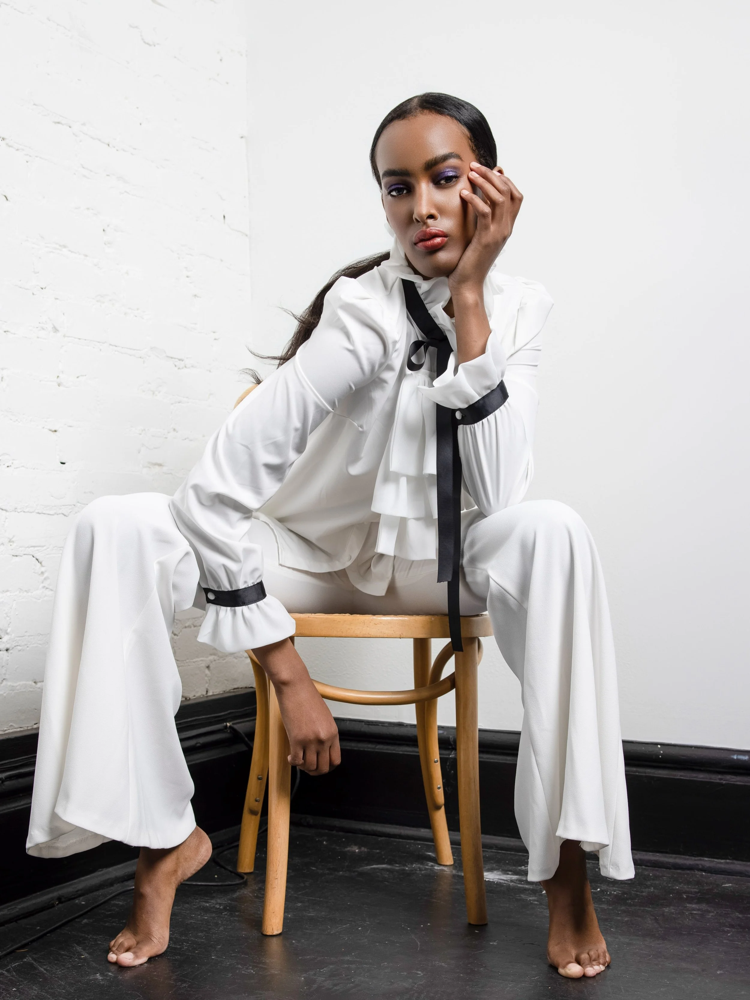 A M I N A

Flashback to this editorial and beauty shoot that we did with @itsaminahmed &hellip; an amazing beauty and so fun to work with

@itsaminahmed 
MUA @beauclairstudio 
Creative direction/📸 @beauclairphotography 

#beautyphotoshoot #editorial