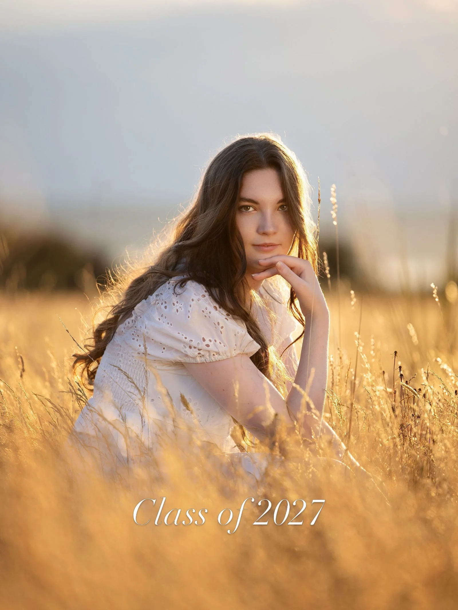 So much fun on this perfect late summer day with this amazing senior and her mom.  We soaked in every last minute ray of our PNW sunset, we picked wildflowers and we laughed a lot.

Your senior sessions should be a reflection of you authentically and