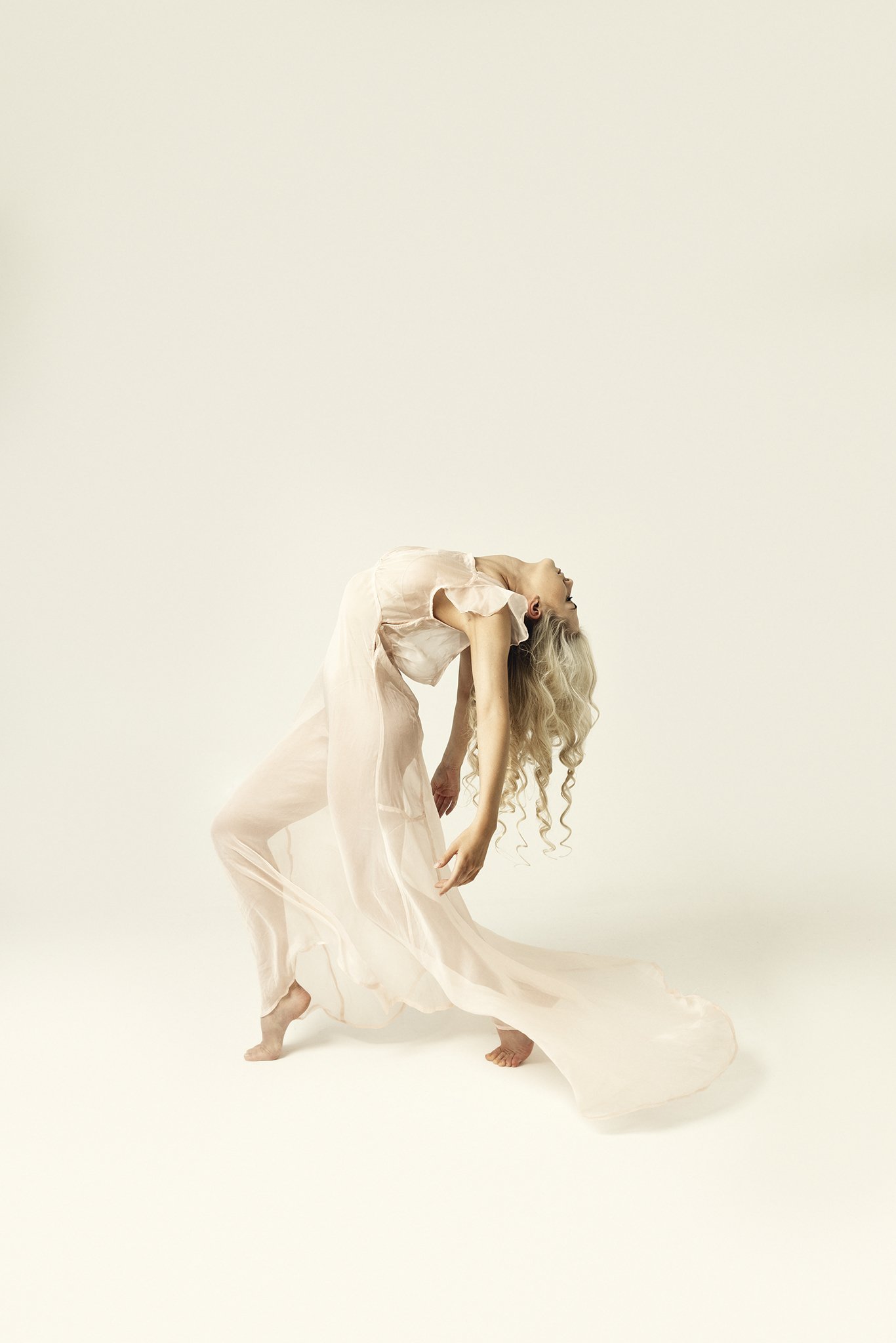 Woman bending backwards during Dance Photo Session with Beauclair Photography