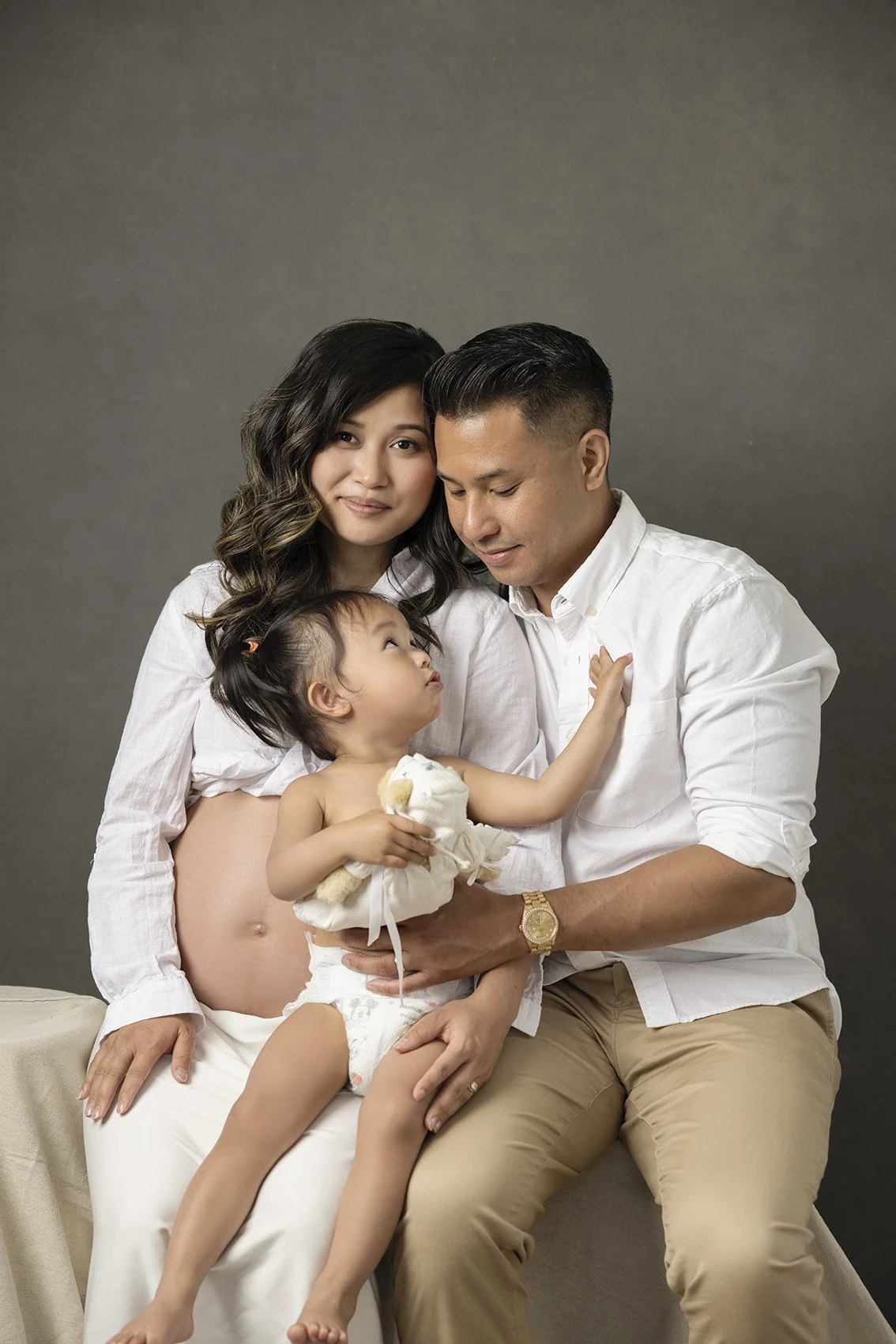 family photographers near me Bellevue, professional family photos Seattle