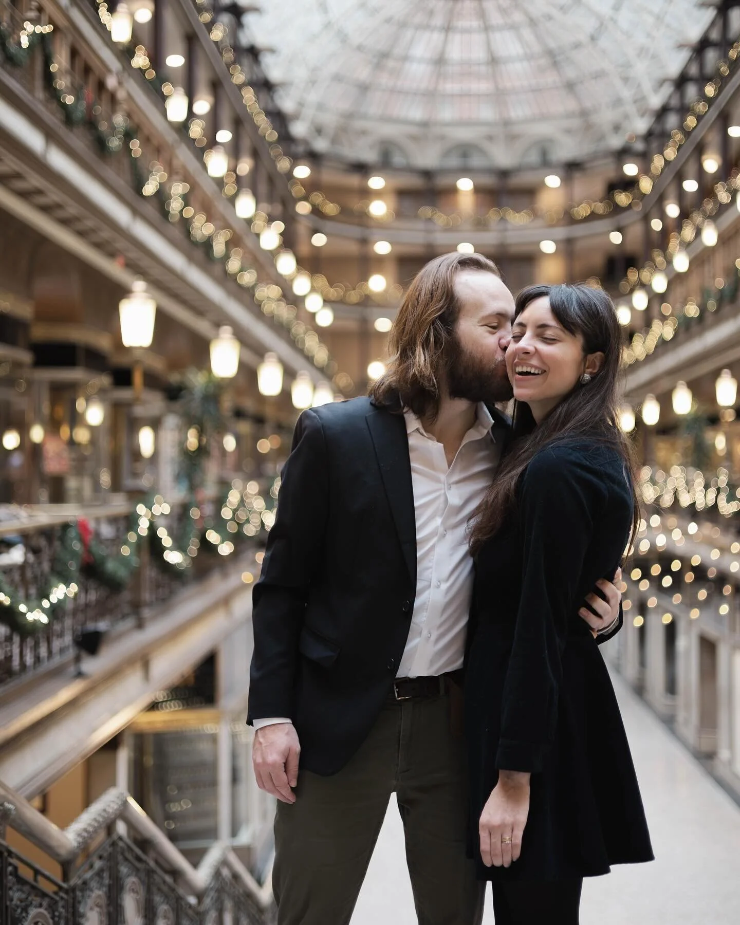 @clevelandarcade 
.
.
.
.
.
#clevelandphotographer #clevelandphotography #ohiophotographer #northeastohiophotographer #clevelandfamilyphotographer #familyphotographer #CLEphotographer #ohiofamilyphotographer #clevelandentreprenuer #clevelandlove #bay