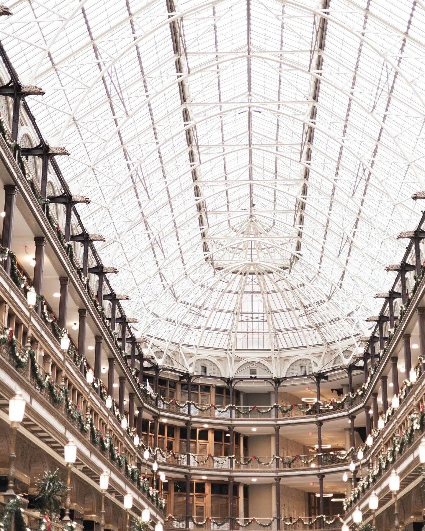 A few photos from a family session at the Cleveland Arcade @clevelandarcade 
.
.
.
.
.
#clevelandphotographer #clevelandphotography #ohiophotographer #northeastohiophotographer #clevelandfamilyphotographer #familyphotographer #CLEphotographer #ohiofa