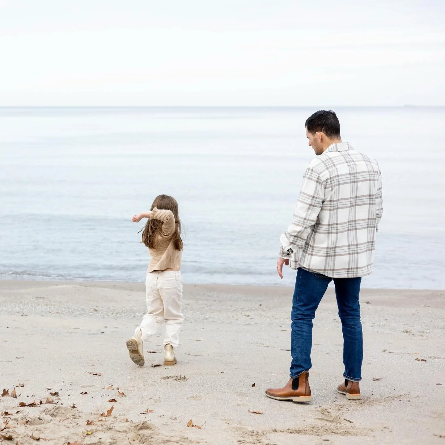 Some of my favorite photos end up being when kids just get to be kids! Wild and free and it&rsquo;s so beautiful to capture!

.
.
.
.
#clevelandphotographer #clevelandphotography #ohiophotographer #northeastohiophotographer #clevelandfamilyphotograph
