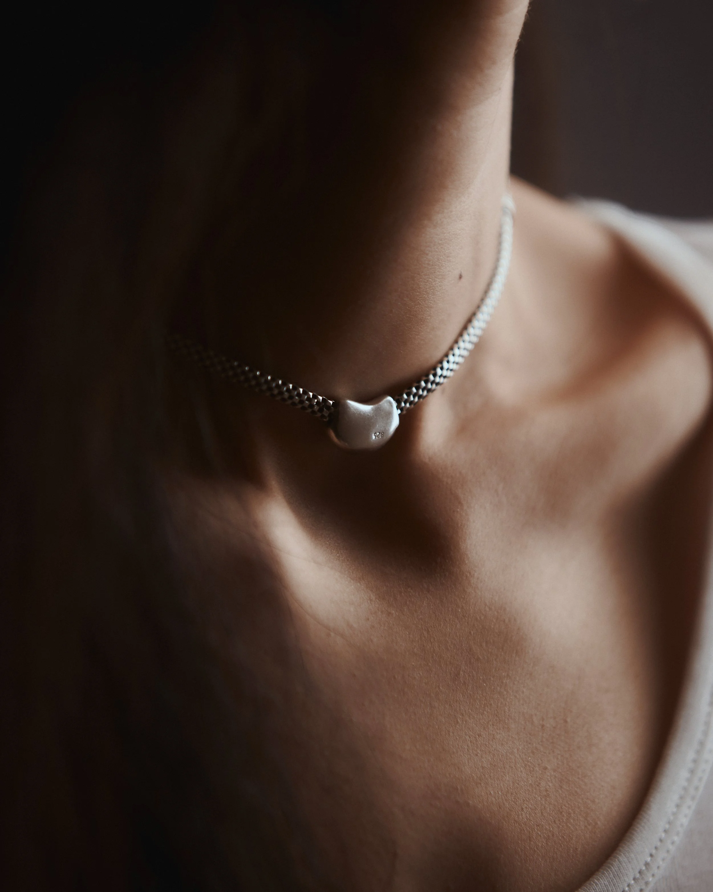 Silver choker