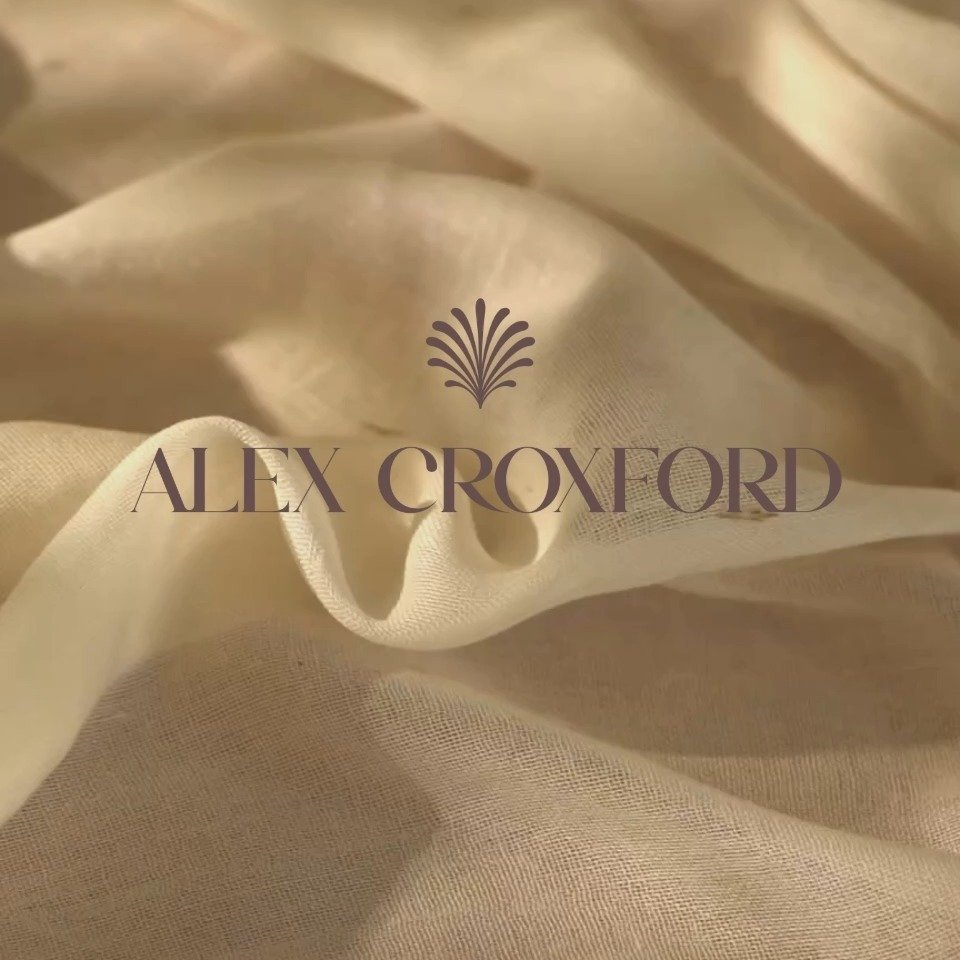 An elegant, aspirational brand for @iamalexcroxford 

Designed to hold the promise of a transformational experience ahead, Alex's brand was created to support her business evolution. Alex is a transformational relational coach working specifically wi
