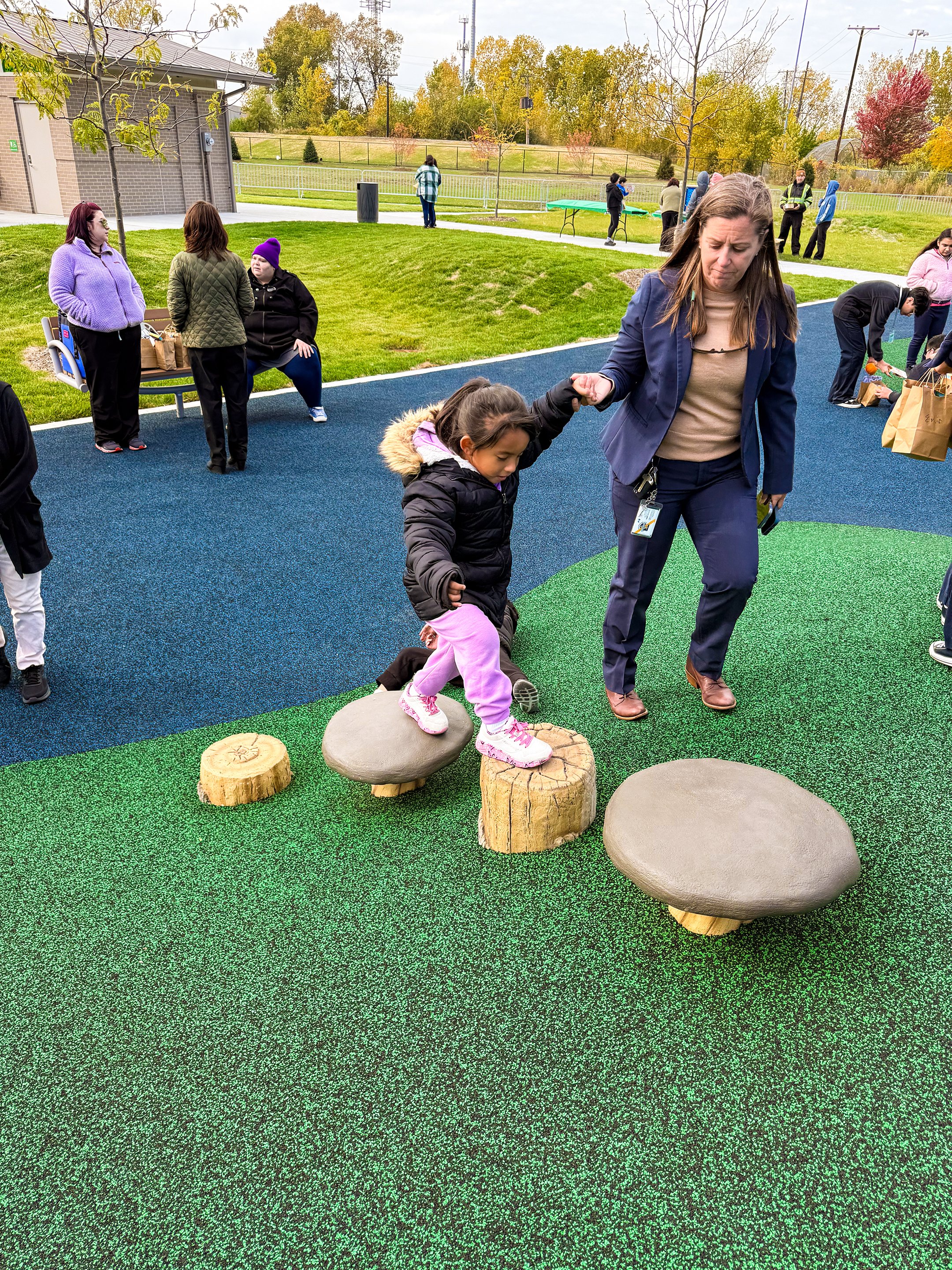 PhilFuentes_TERRA (6).jpg