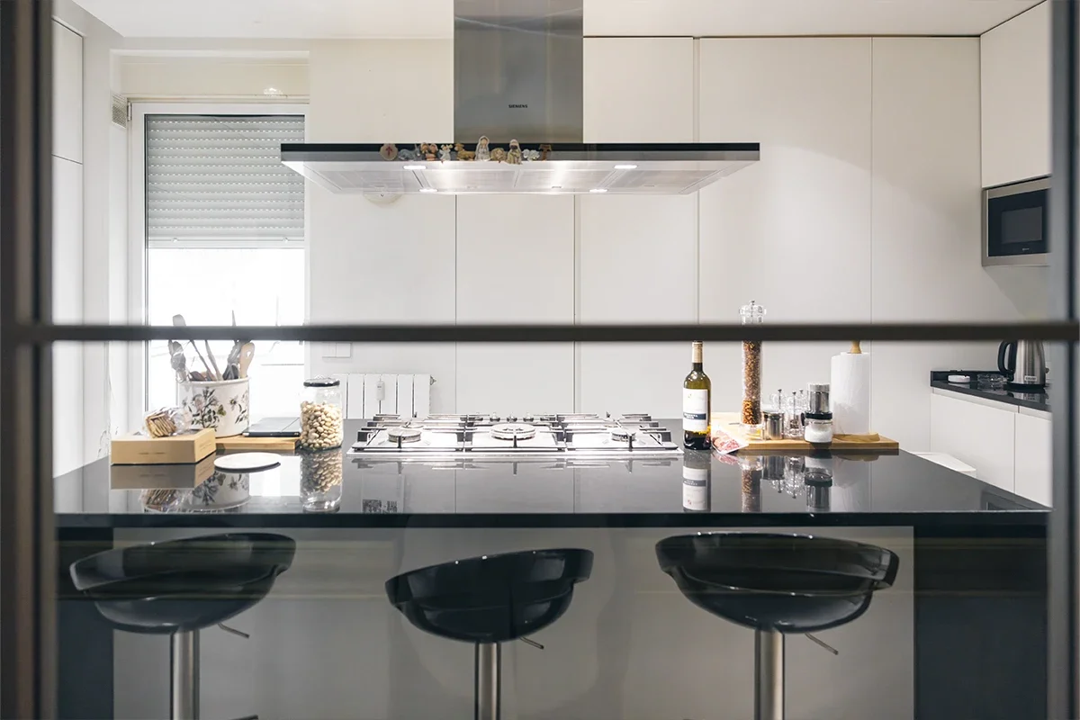 Nunez de balboa 54 Cocina3.webp