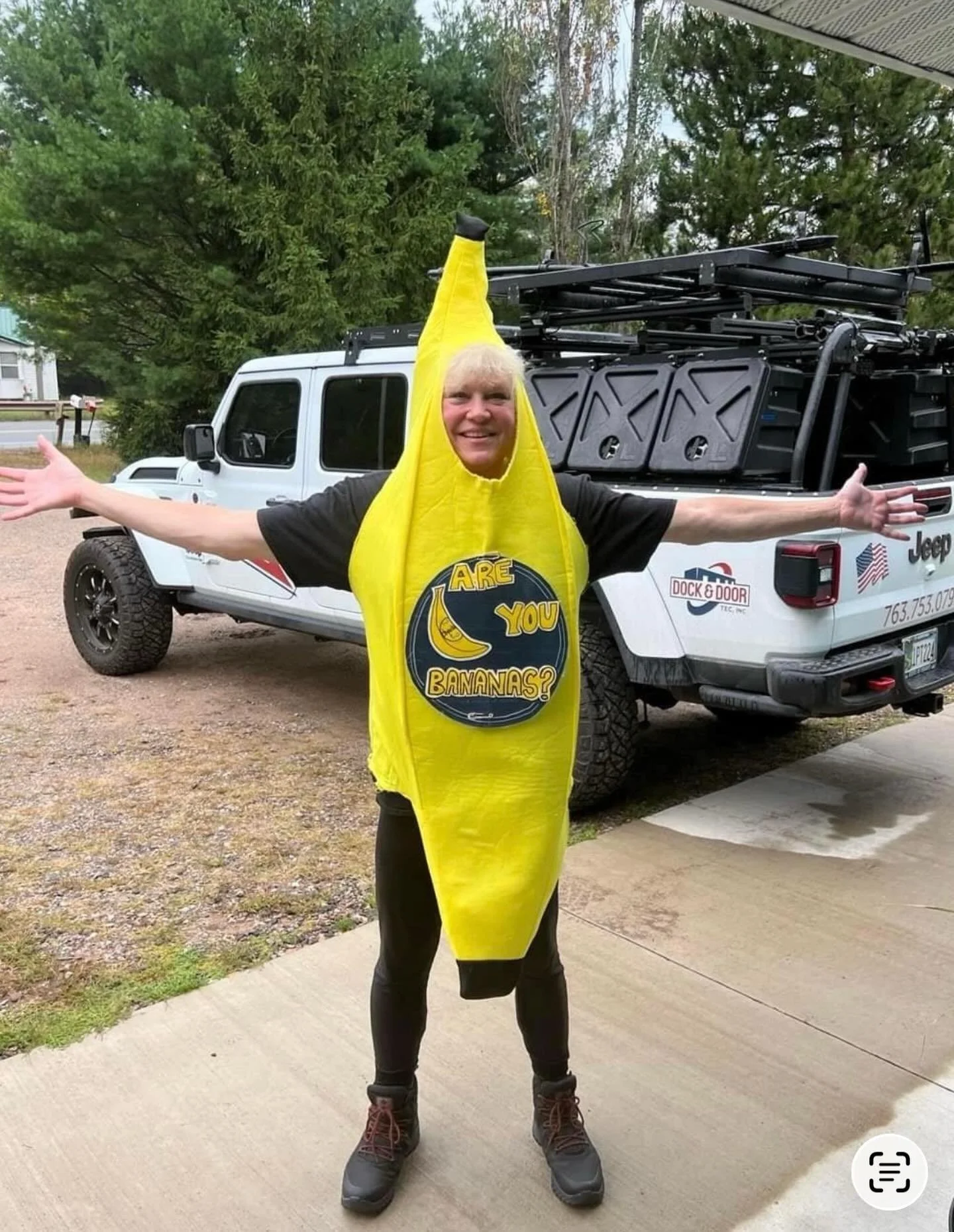 Creativity sometimes includes having fun dressing up and handing out bananas at a mountain bike race&hellip; all about connecting #keynote #creativity  #explore