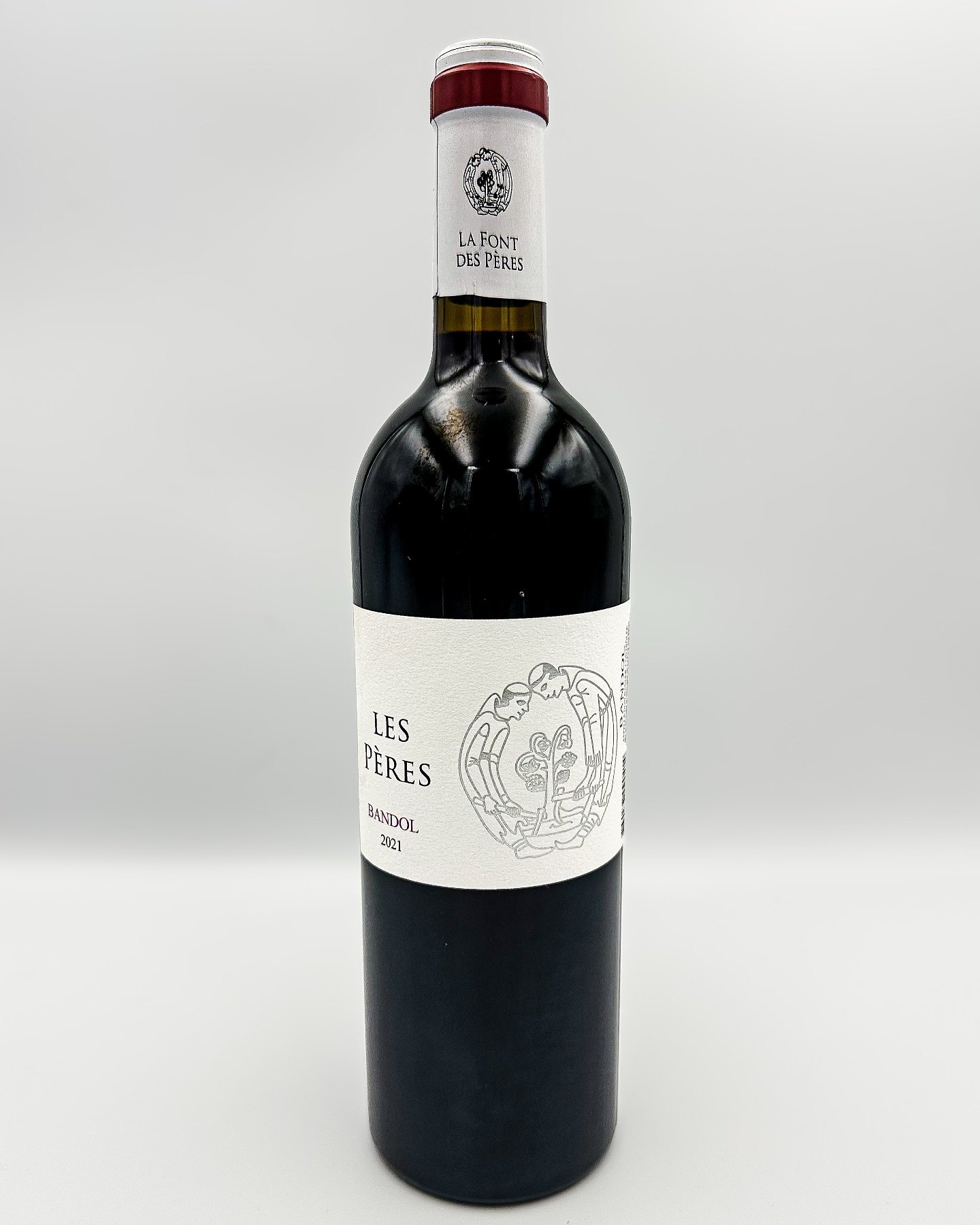 Plongez au c&oelig;ur de la Provence avec Les P&egrave;res du Domaine de la Font des P&egrave;res, un Bandol d&rsquo;exception qui allie puissance et &eacute;l&eacute;gance. Issu des meilleures parcelles, ce vin r&eacute;v&egrave;le des ar&ocirc;mes 