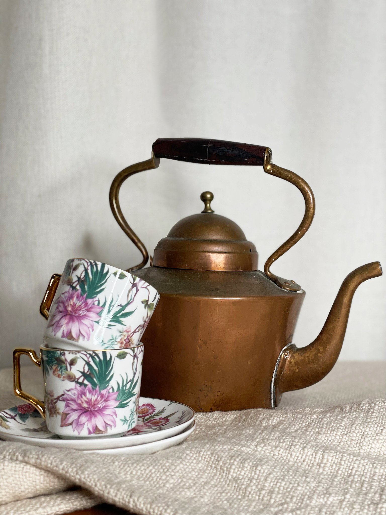 COPPER TEAPOT 1.jpg
