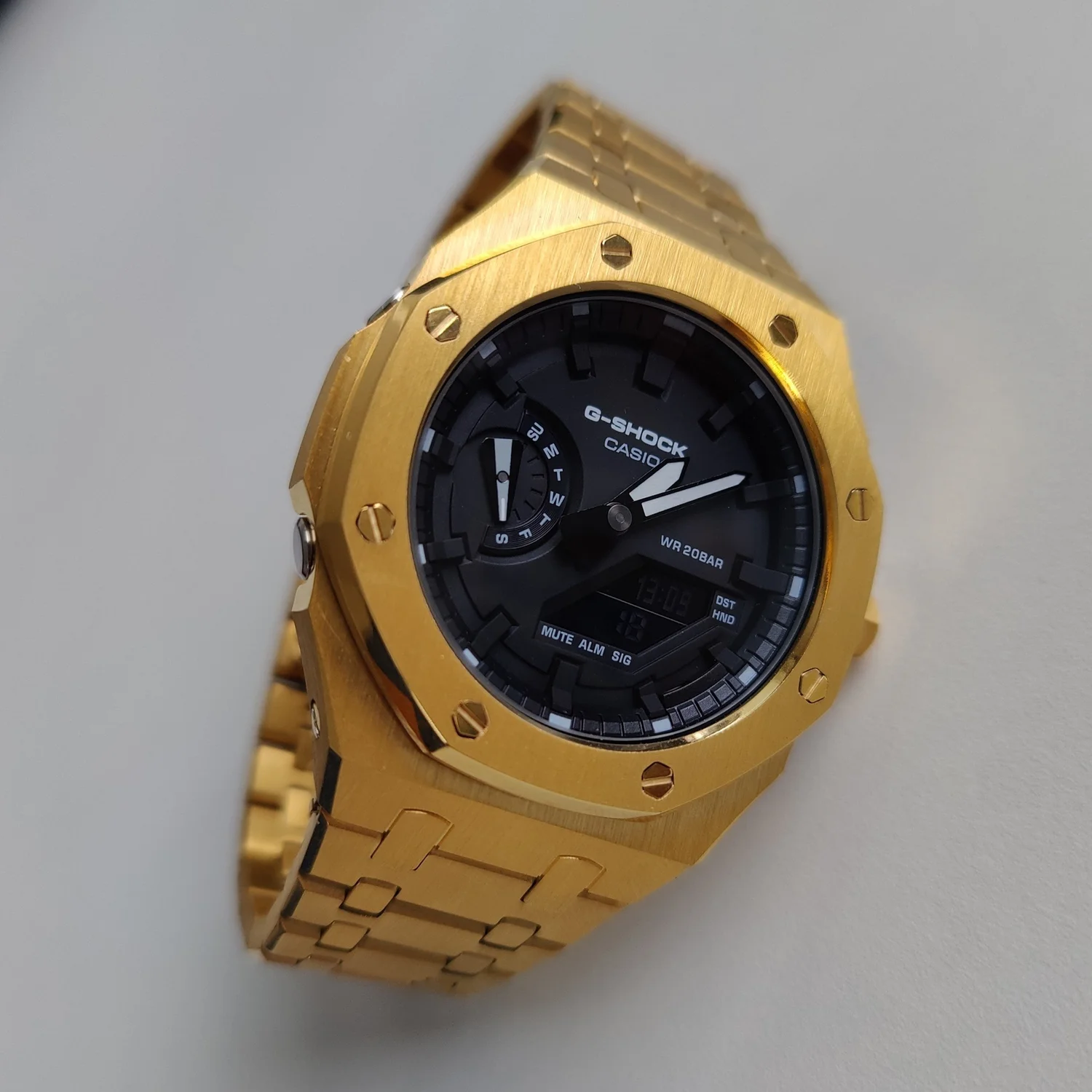 CasiOak Casio G-Shock GA-2100 Gold/Black — Nova Watches Switzerland