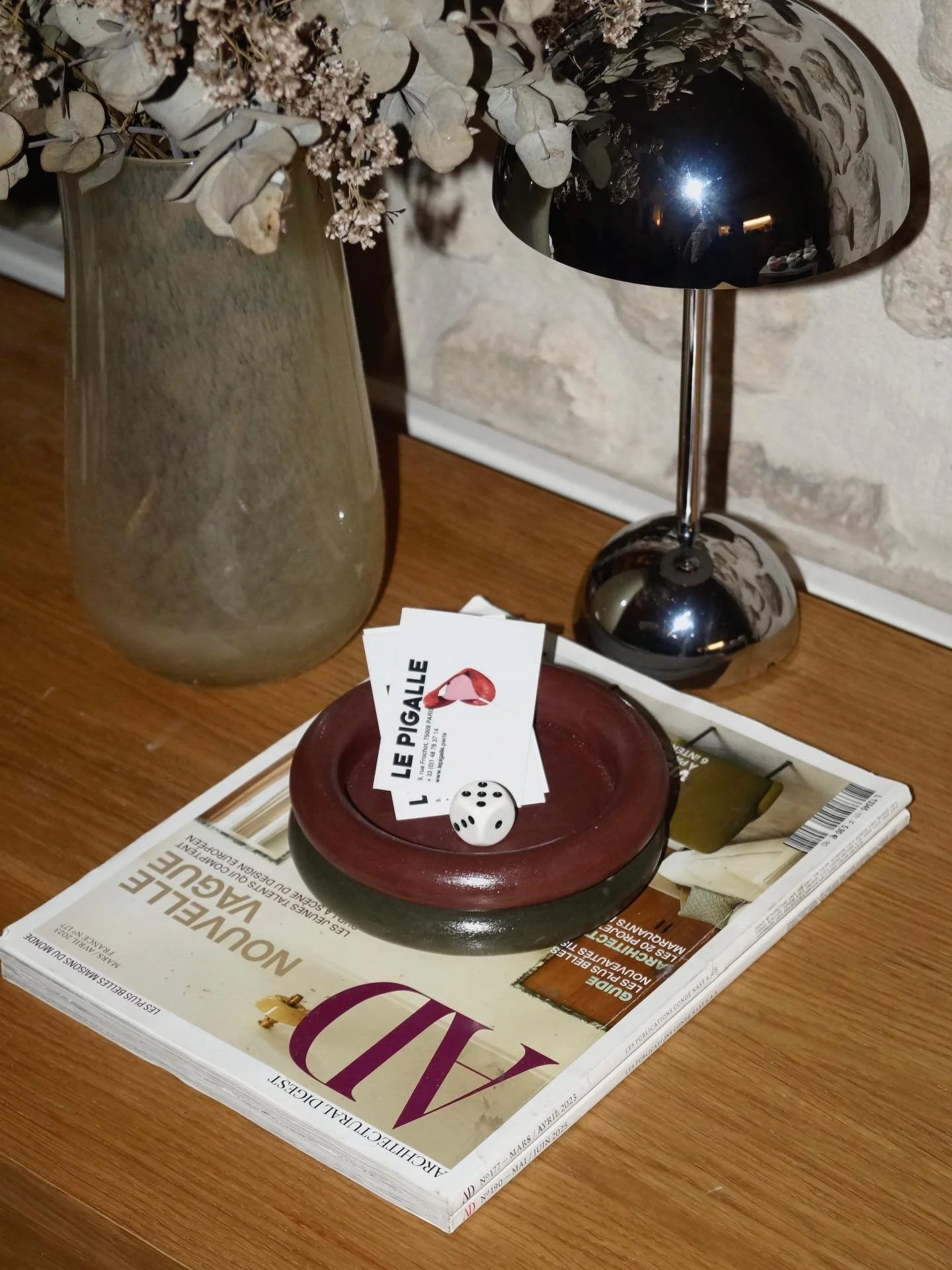 d&eacute;couvrez pops, notre vide poche 🗝️

disponible ce week end &agrave; notre pop-up &eacute;ph&eacute;m&egrave;re @le.bazar__ 🎄🤎