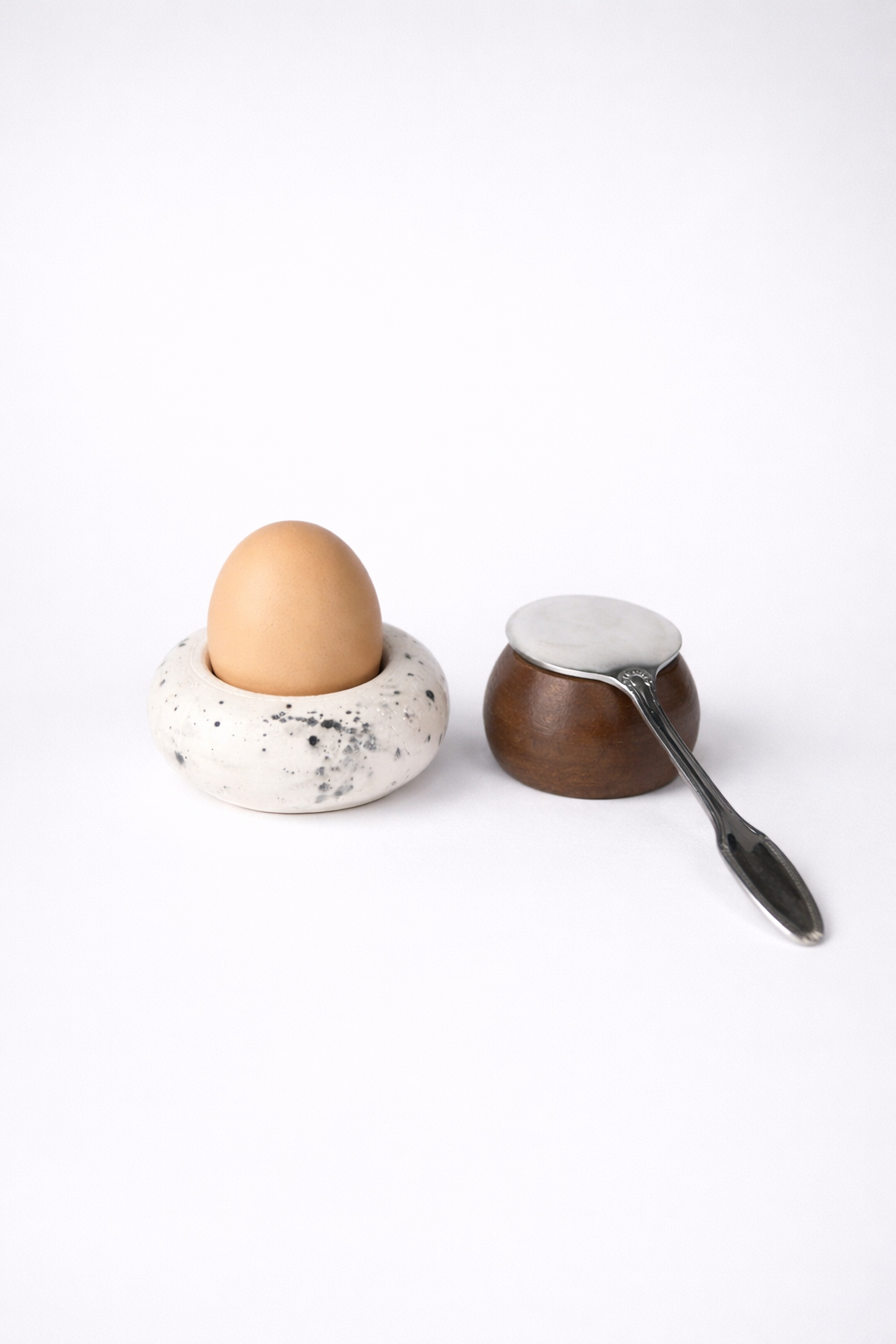 Set de coquetiers en béton design | Bebita Studio Paris