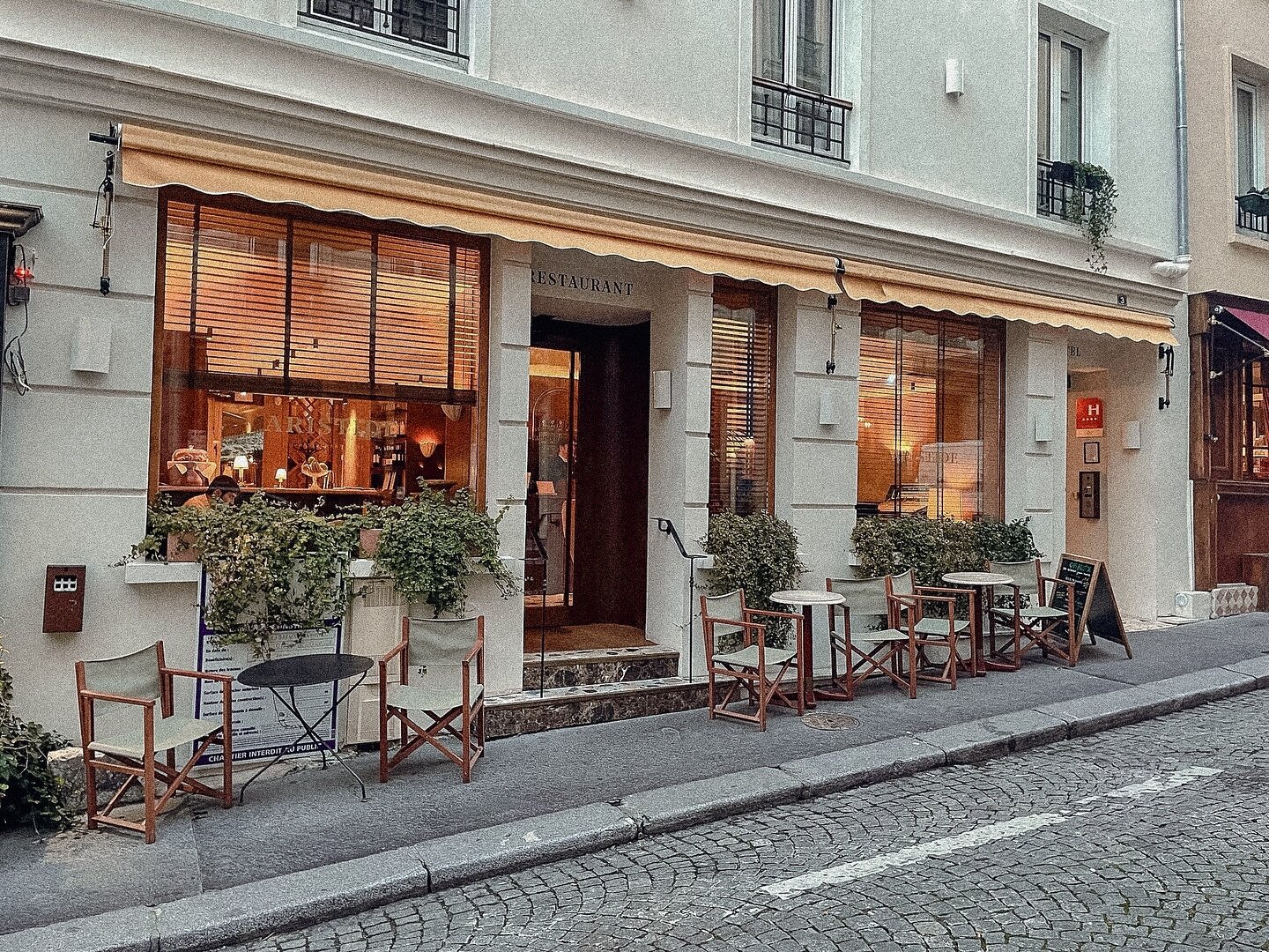 Strolling Montmartre