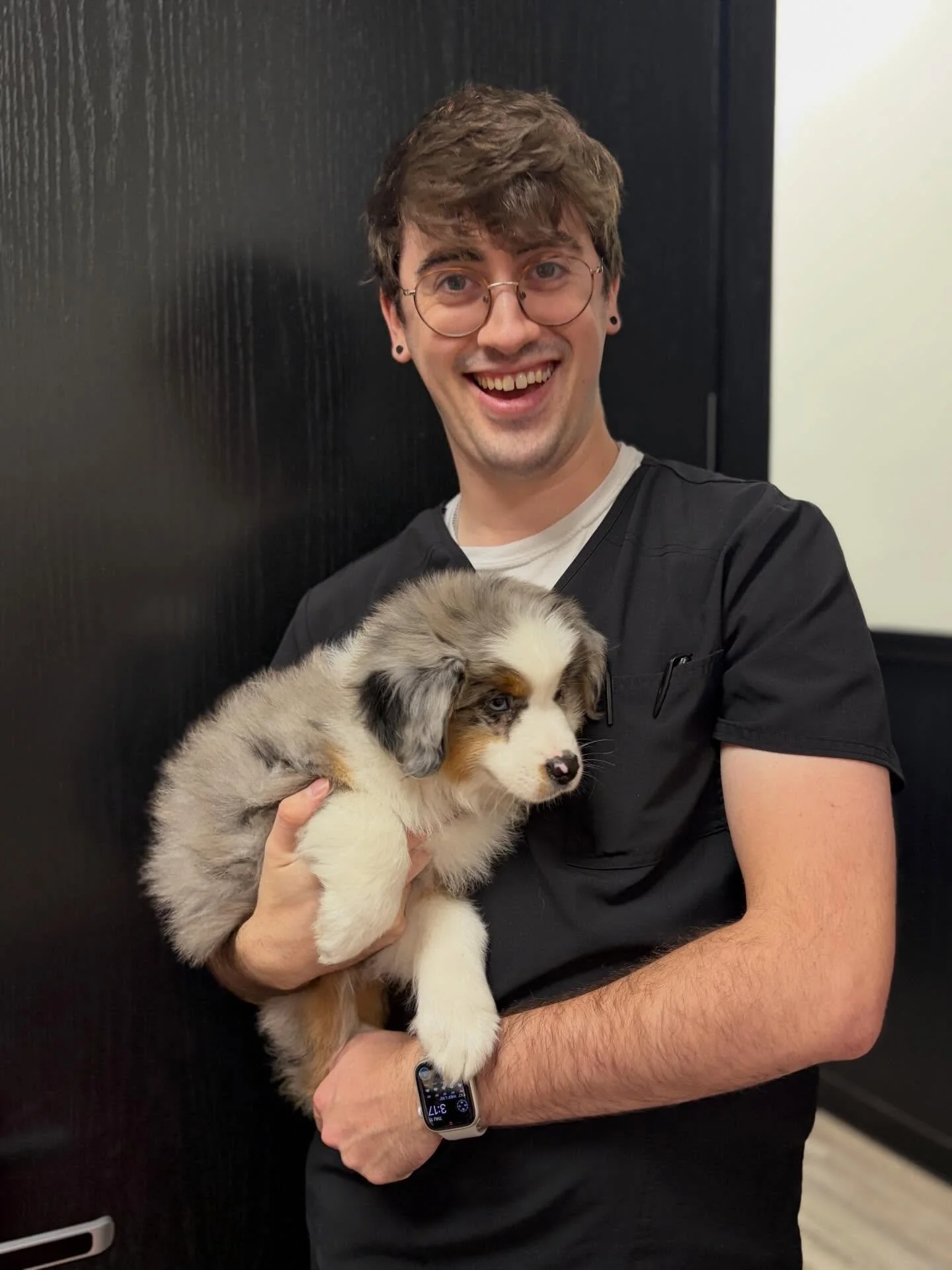 One of the amazing perks of working at H3PUC is the endless puppy snuggles 🐾🐶

#h3puc #kennewick #washington #puppy