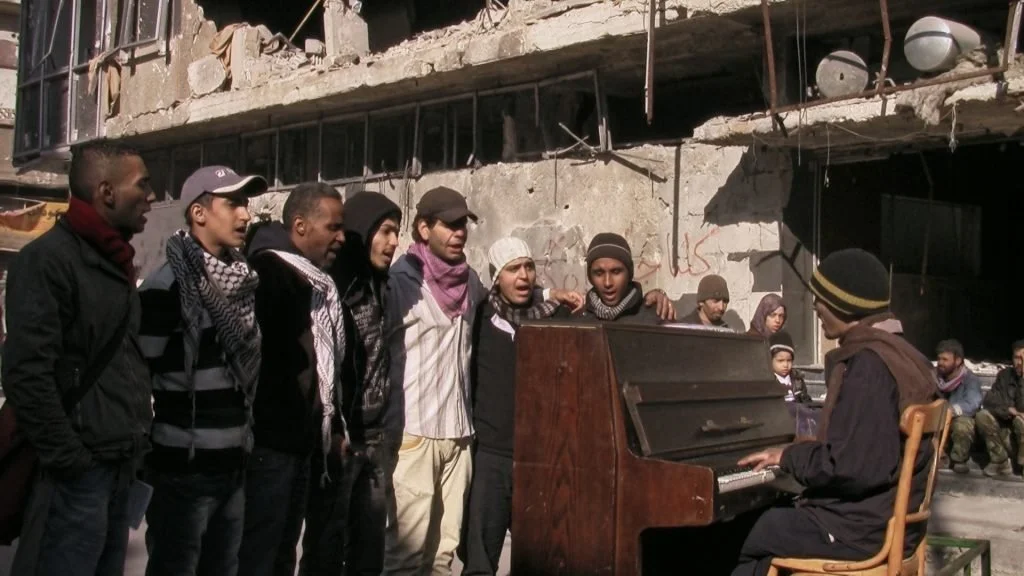 Little Palestine (Diary of a Siege) (+ discussion)