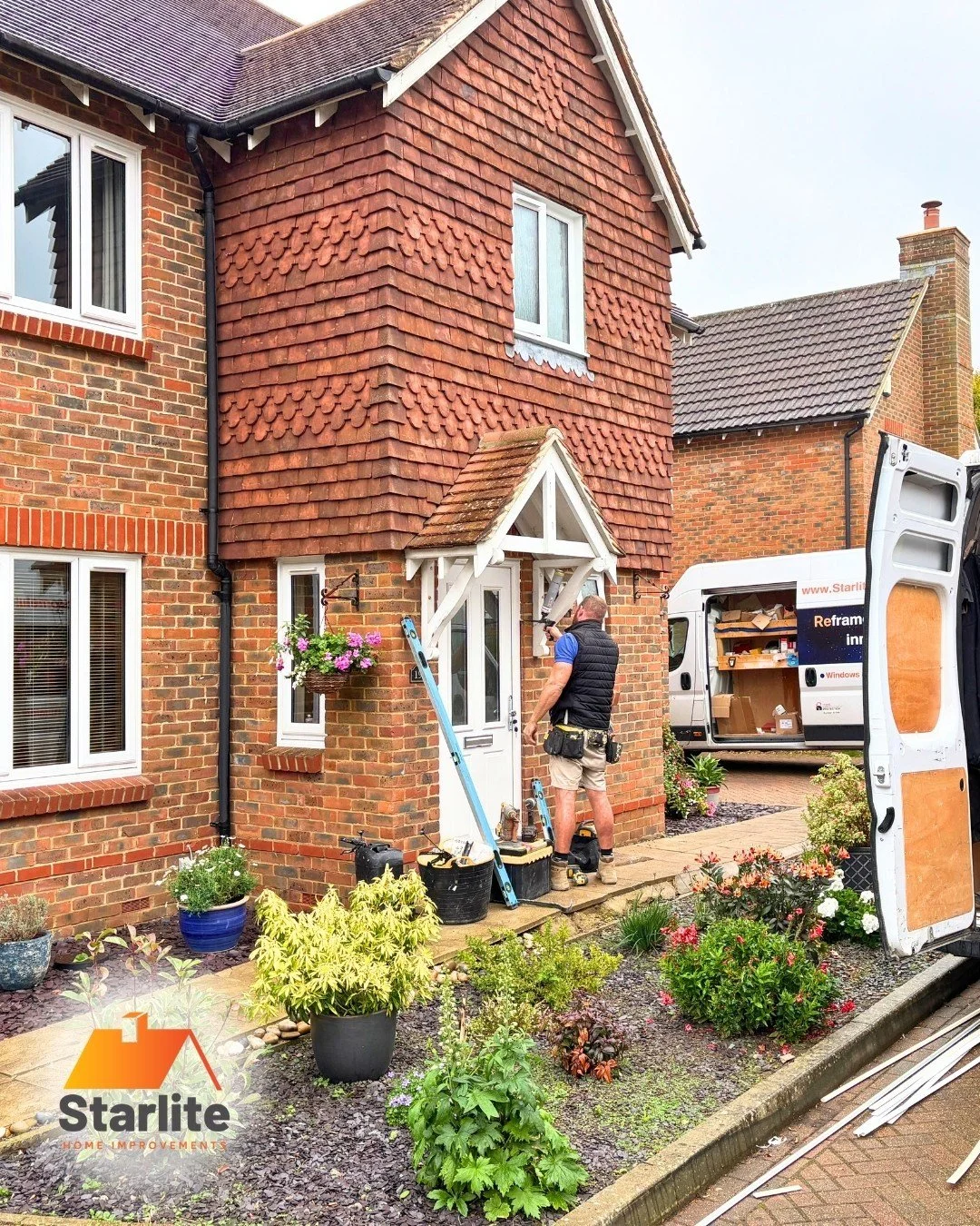 Full property transformation in Tonbridge, Kent 🏡

Energy-efficient uPVC windows and a stunning composite front door installed by our trusted Starlite team &mdash; all backed by CERTASS registration and insurance-backed guarantees.

💡 Stylish, secu