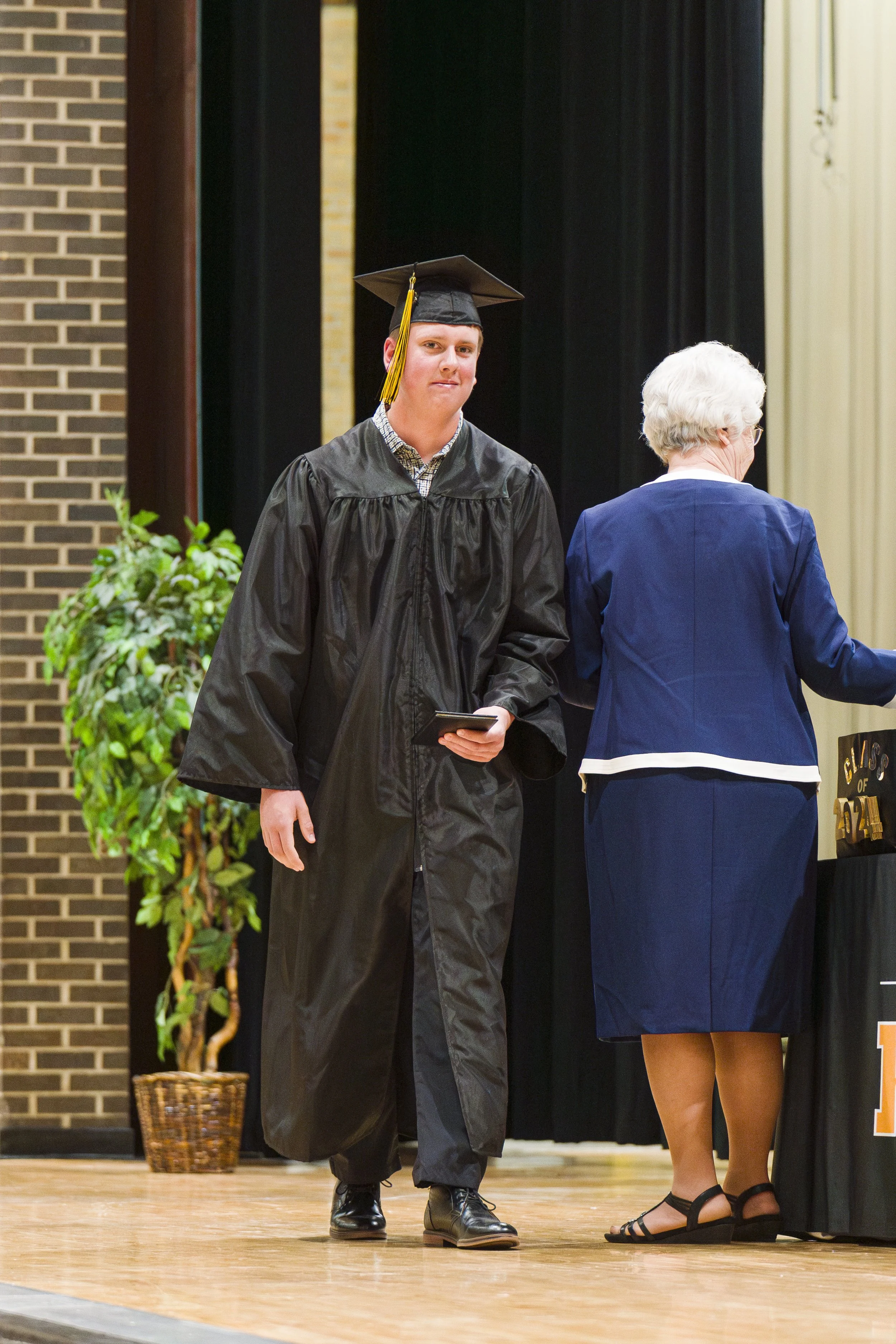RB_MHS_Graduation_24_-6.jpg