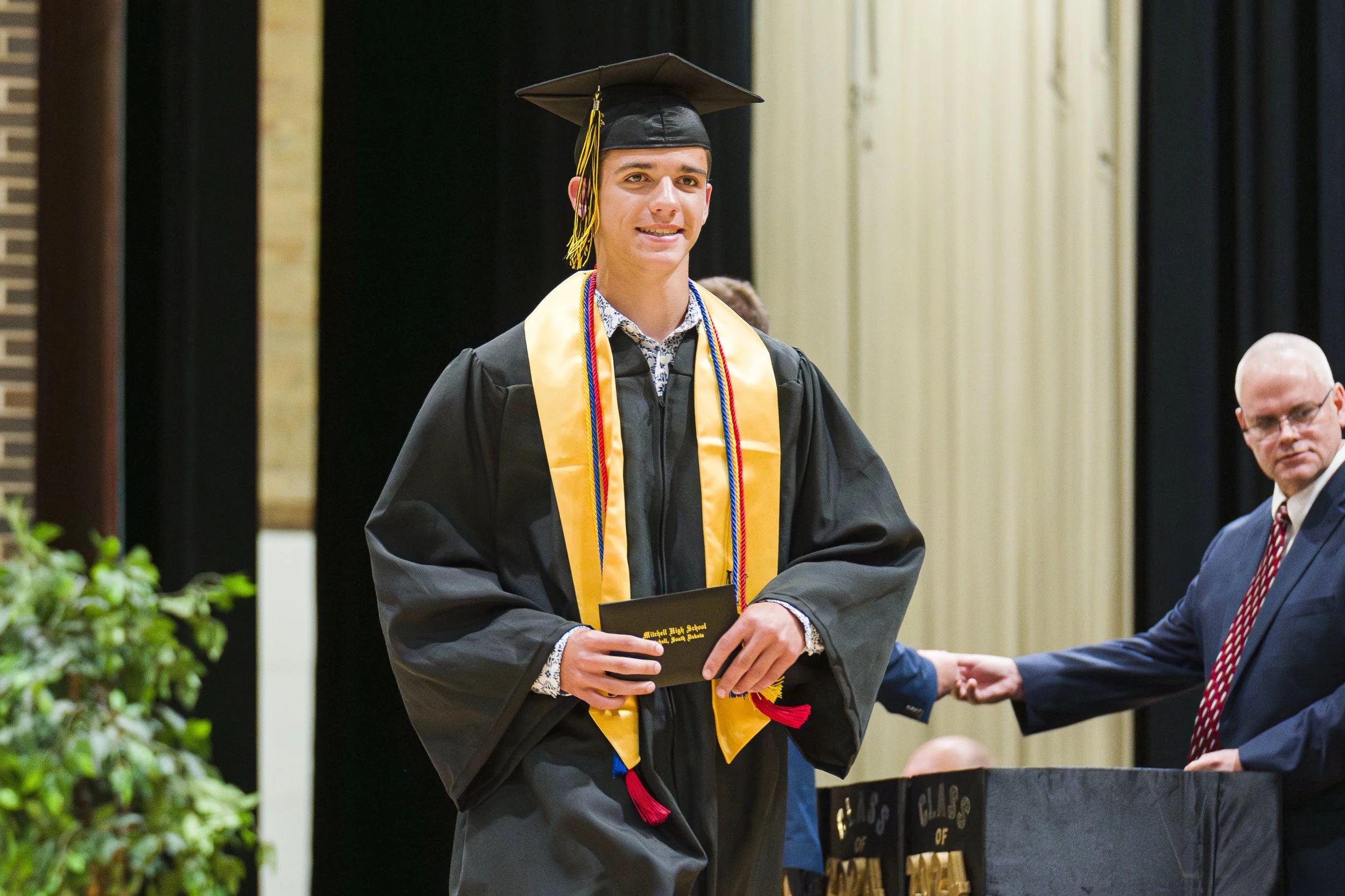 RB_MHS_Graduation_24_-22.jpg