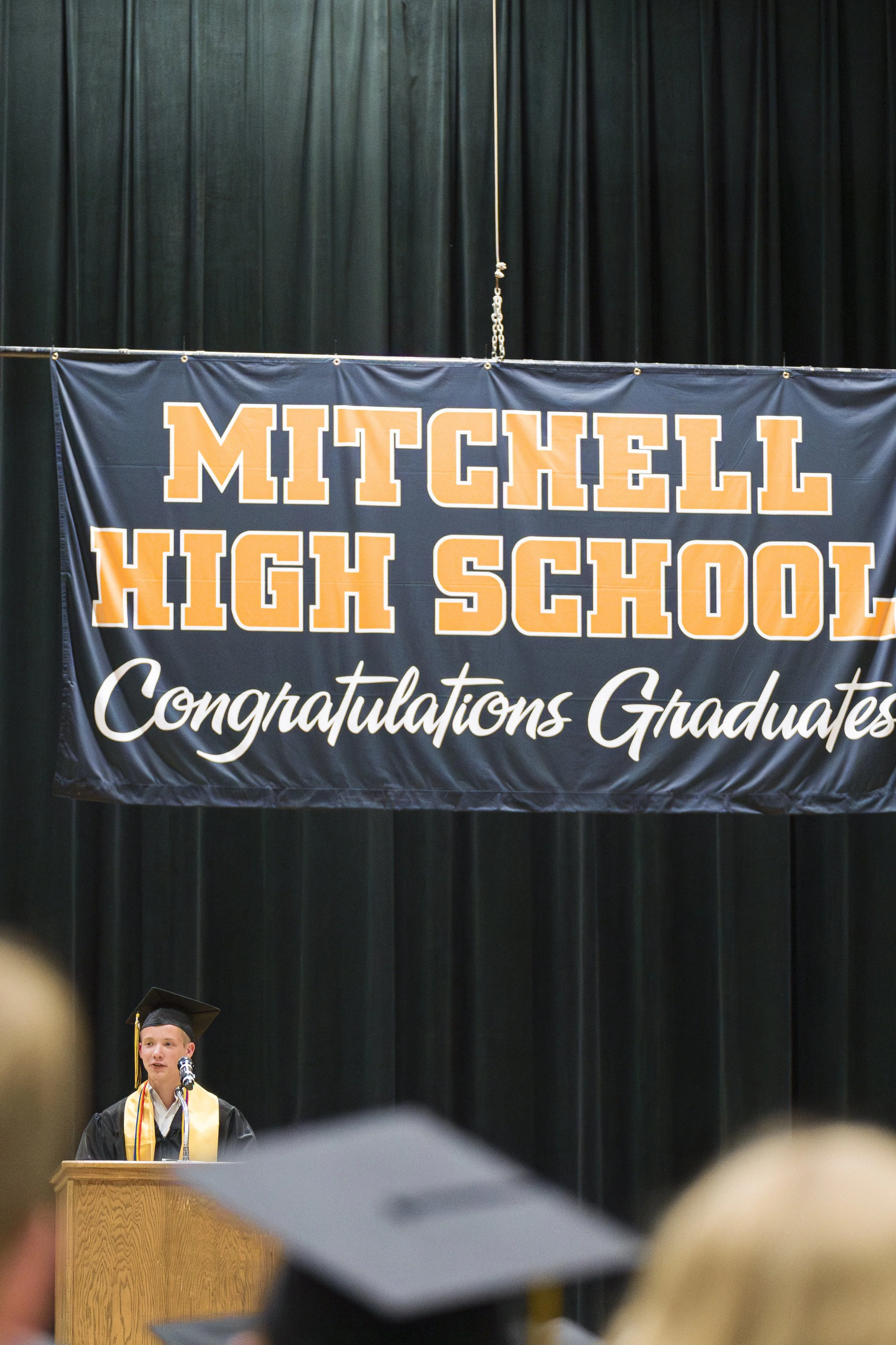 RB_MHS_Graduation_24_-3.jpg